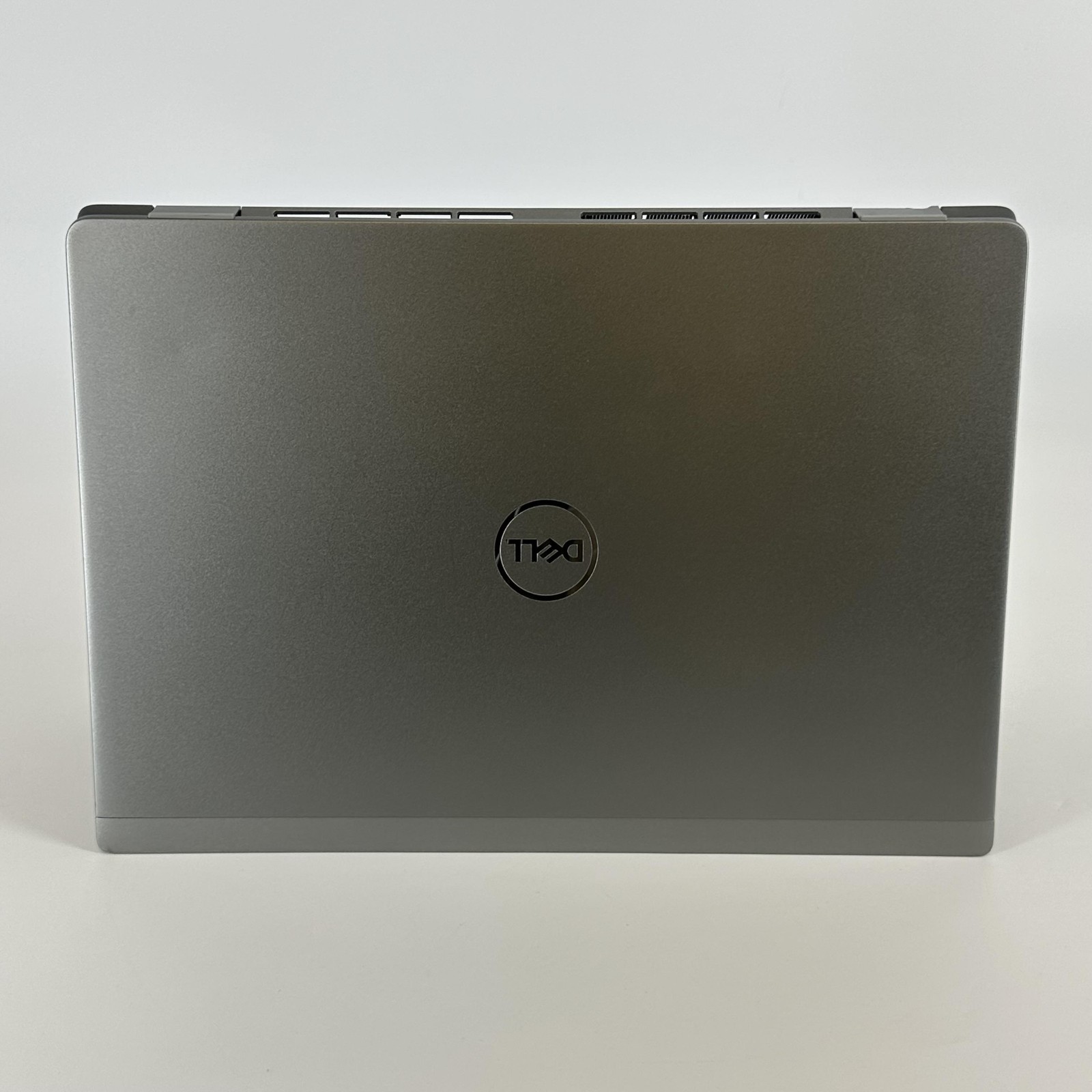 Dell Latitude 7450 14 Gray FHD+ 3.8 GHz Ultra 7 165H 32GB 512GB SSD HINGE SPLIT
