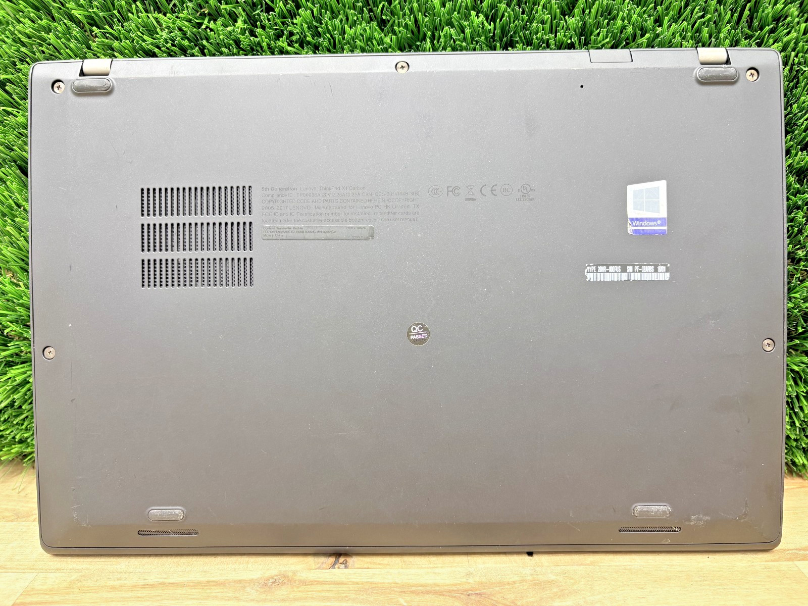 Lenovo ThinkPad x1 Carbon Gen 5 i7-6th Gen 2.60GHz 16GB RAM 256GB SSD Win 11 P*