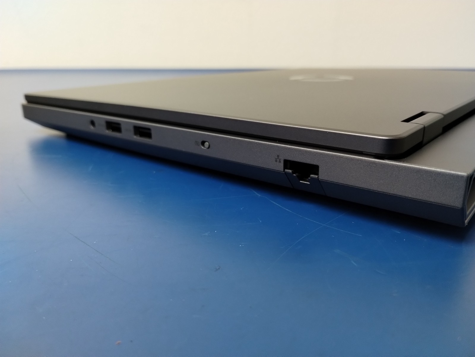 Lenovo Legion 5 16IAX10, Intel Core Ultra 9 275HX, 2.70 GHz 32 GB RAM, 1 TB NVMe