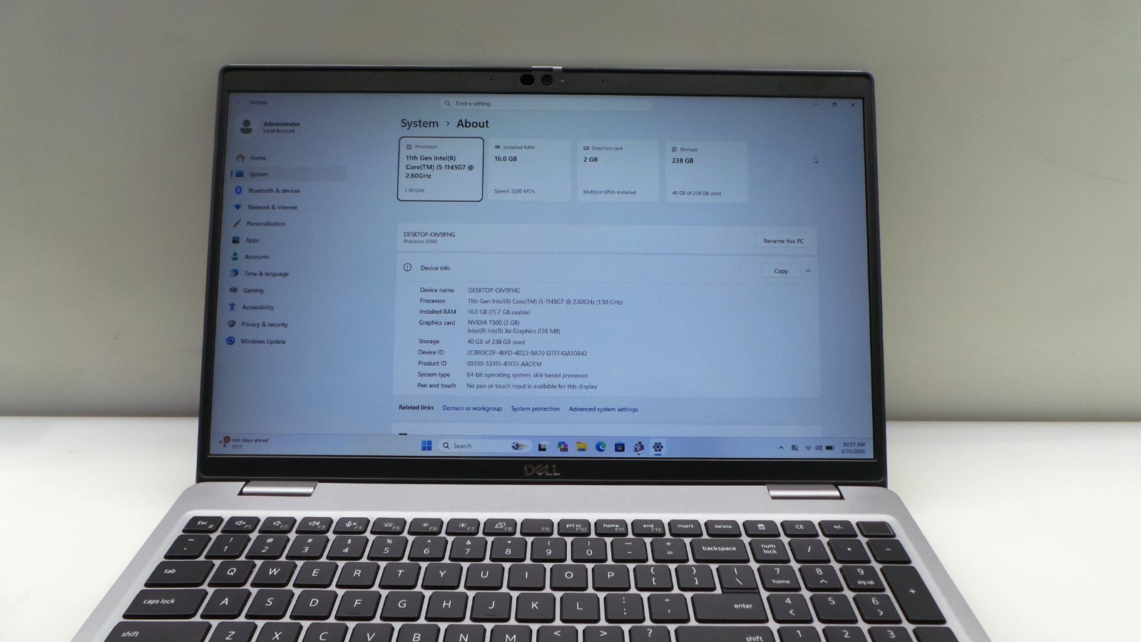Dell Latitude 3560 15.6″ | i5-1145G7 2.60GHz | 16GB RAM 256GB NVMe | WIN 11 PRO