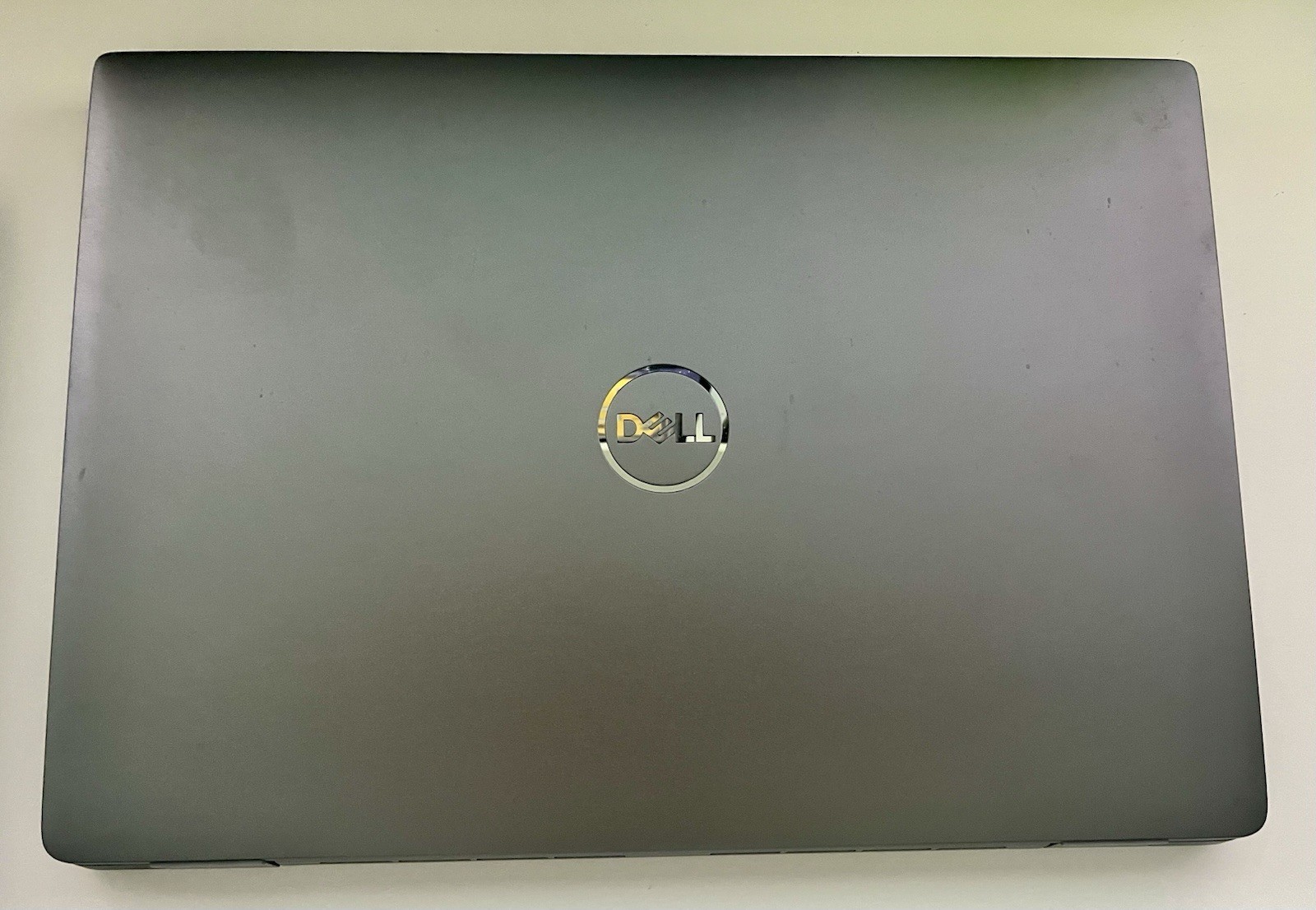 2025 Dell Latitude 7450 14″ 16GB RAM Intel Core Ultra 5 256GB SSD FHD Windows 11