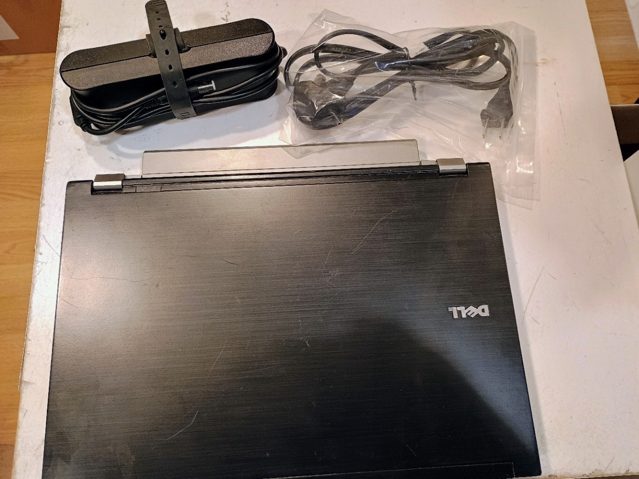 Dell Latitude E4300 Laptop Win 10 Pro 128 SSD