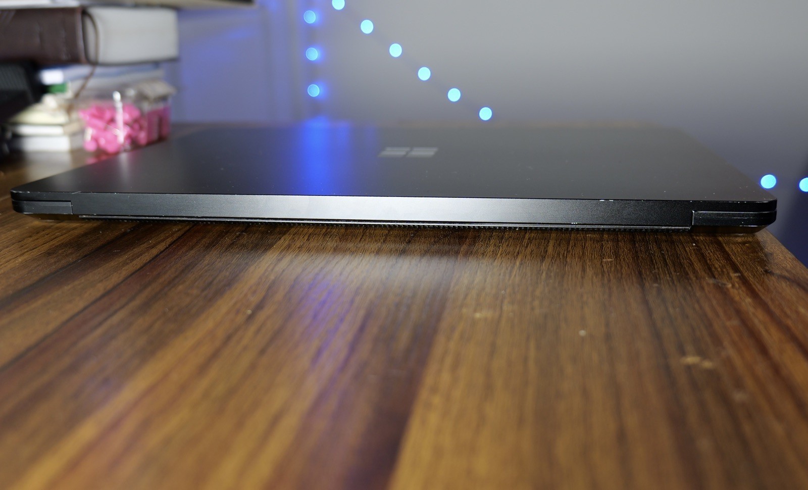 Microsoft Surface Laptop 4 13.5” Touch-Screen AMD Ryzen 5, 16GB Ram 256GB SSD