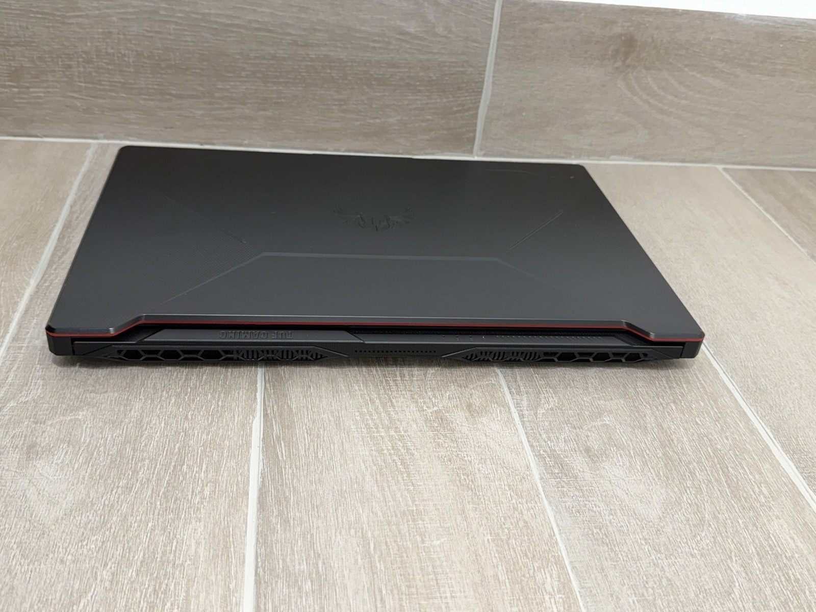 ASUS TUF A17 17.2″ AMD Ryzen 5-4600H GeForce GTX 1650 8GB RAM 512GB SSD Win-11