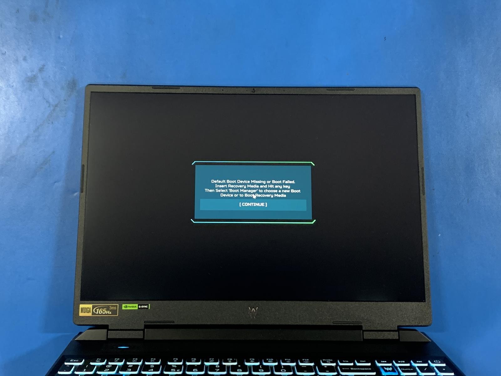 Acer Predator Helios Neo 16 Core i7 13650HX 2.80GHz 32GB 1TB NO OS PHN16-71-76H5