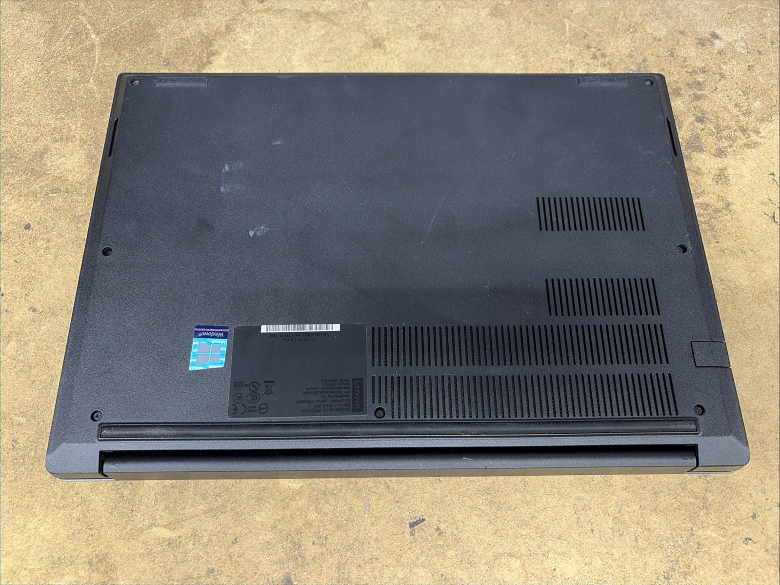 Lenovo ThinkPad E14 Gen 1 14″ FHD i7-10510u 16GB RAM 512GB SSD No OS
