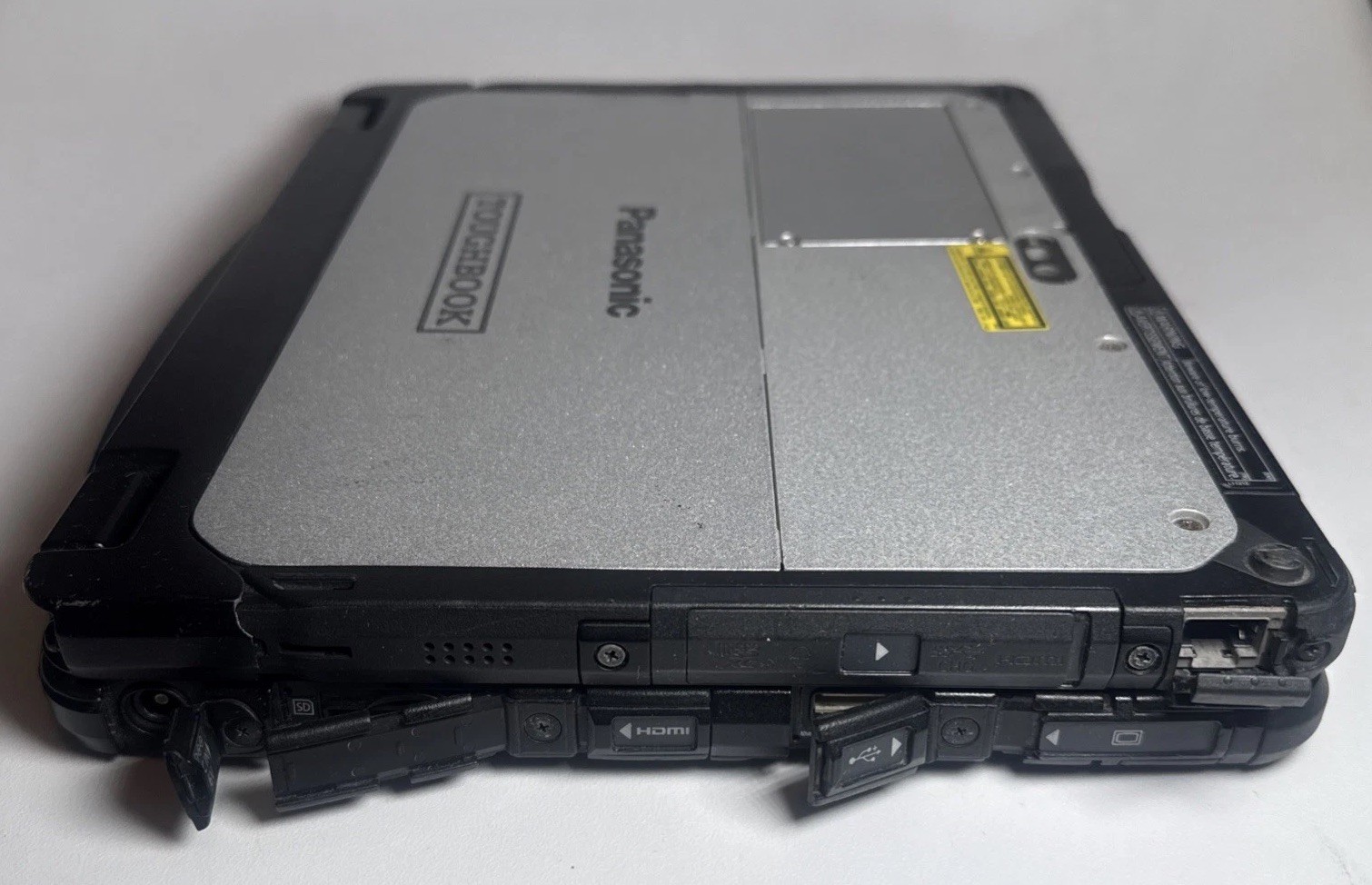 Panasonic Toughbook CF-20 Rugged 2-in-1 m5-6Y57 8GB 256GB SSD Linux Charger
