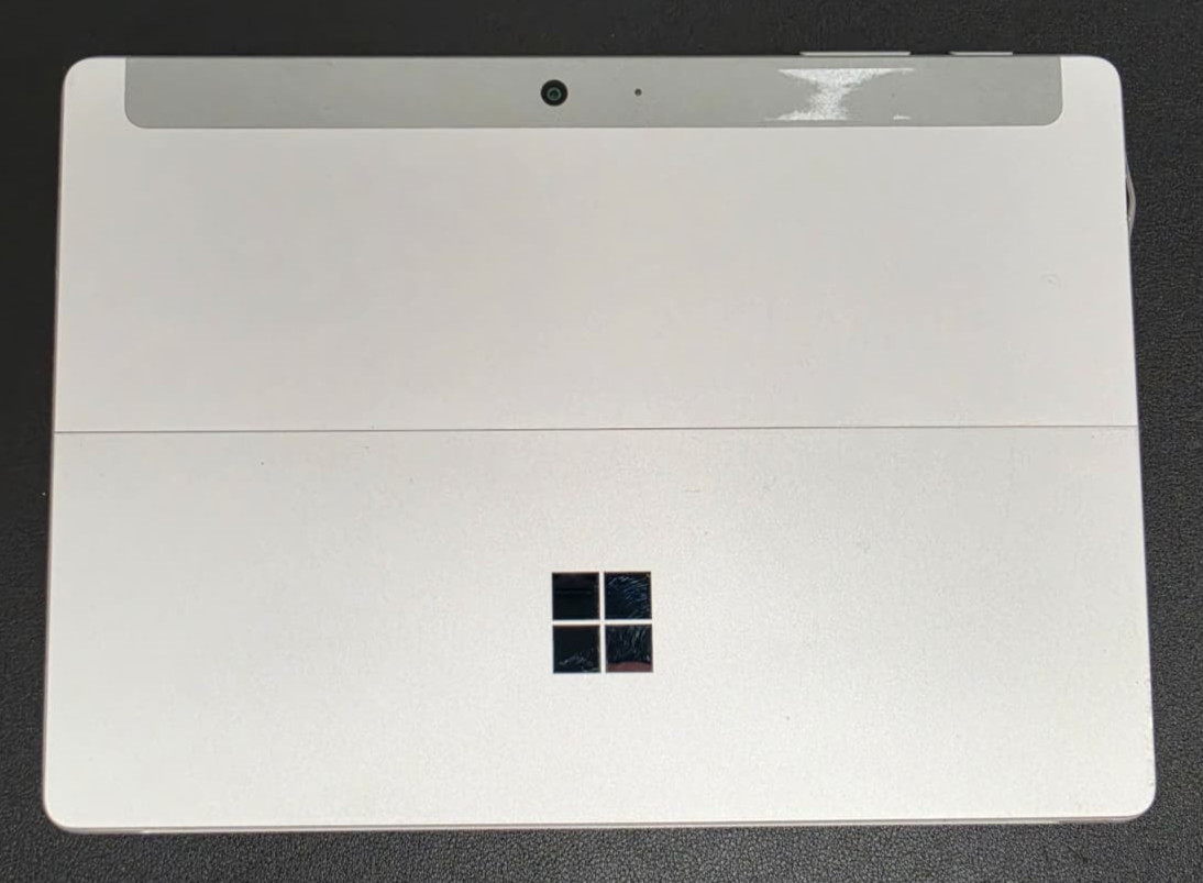 Microsoft Surface Go Pentium 4415Y 4GB Ram 64GB SSD Win 11 Pro ***READ***