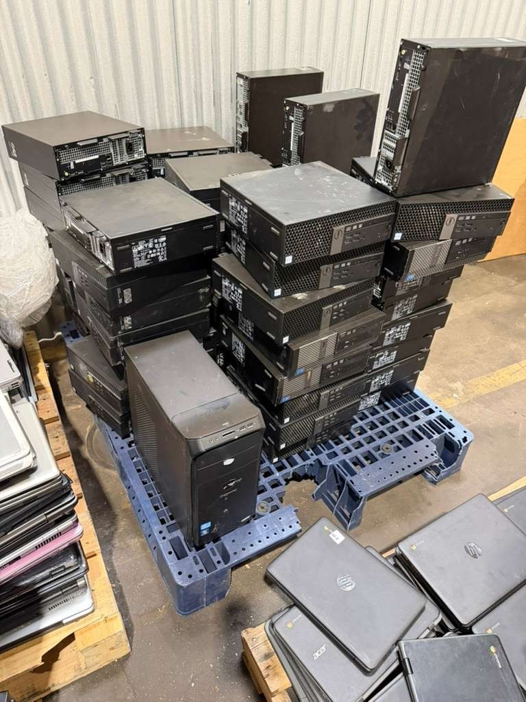 lot of 65 dekstops from 3 to 10 generation Xeons barebones or 8gb ram 512gb HHD