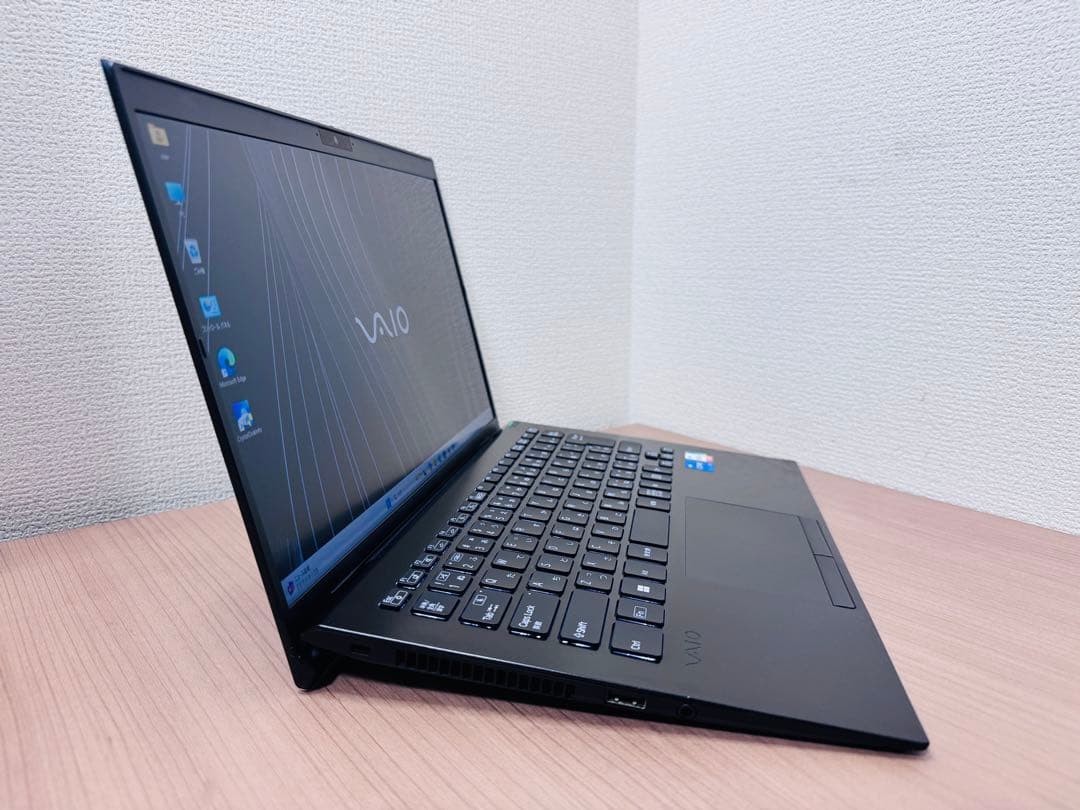 VAIO Pro PK VJPK22 i5-1235U Iris Xe 16GB 256GB 14″ FHD Win 11 Ultra-Lightweight
