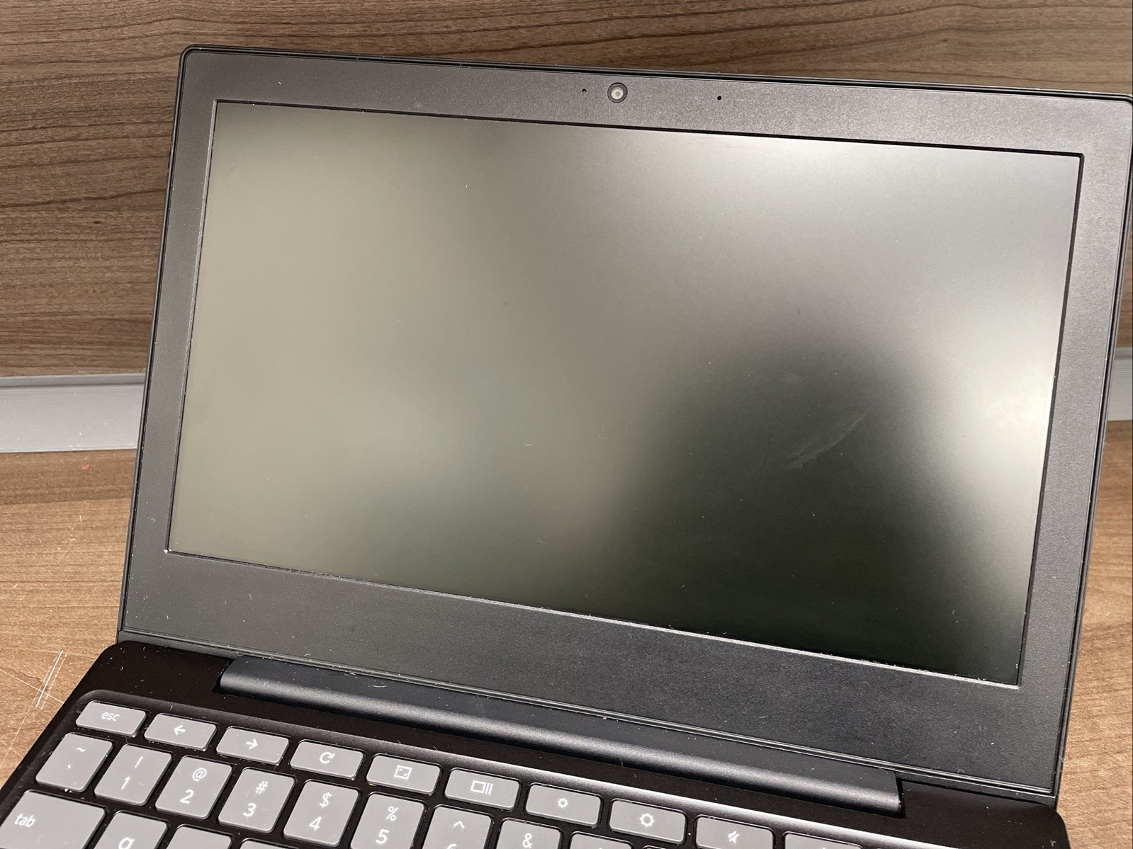 Lenovo Ideapad 3 11.6″ HD (AMD A6-9220C, 4GB RAM, 32GB eMMC) 82H40000US