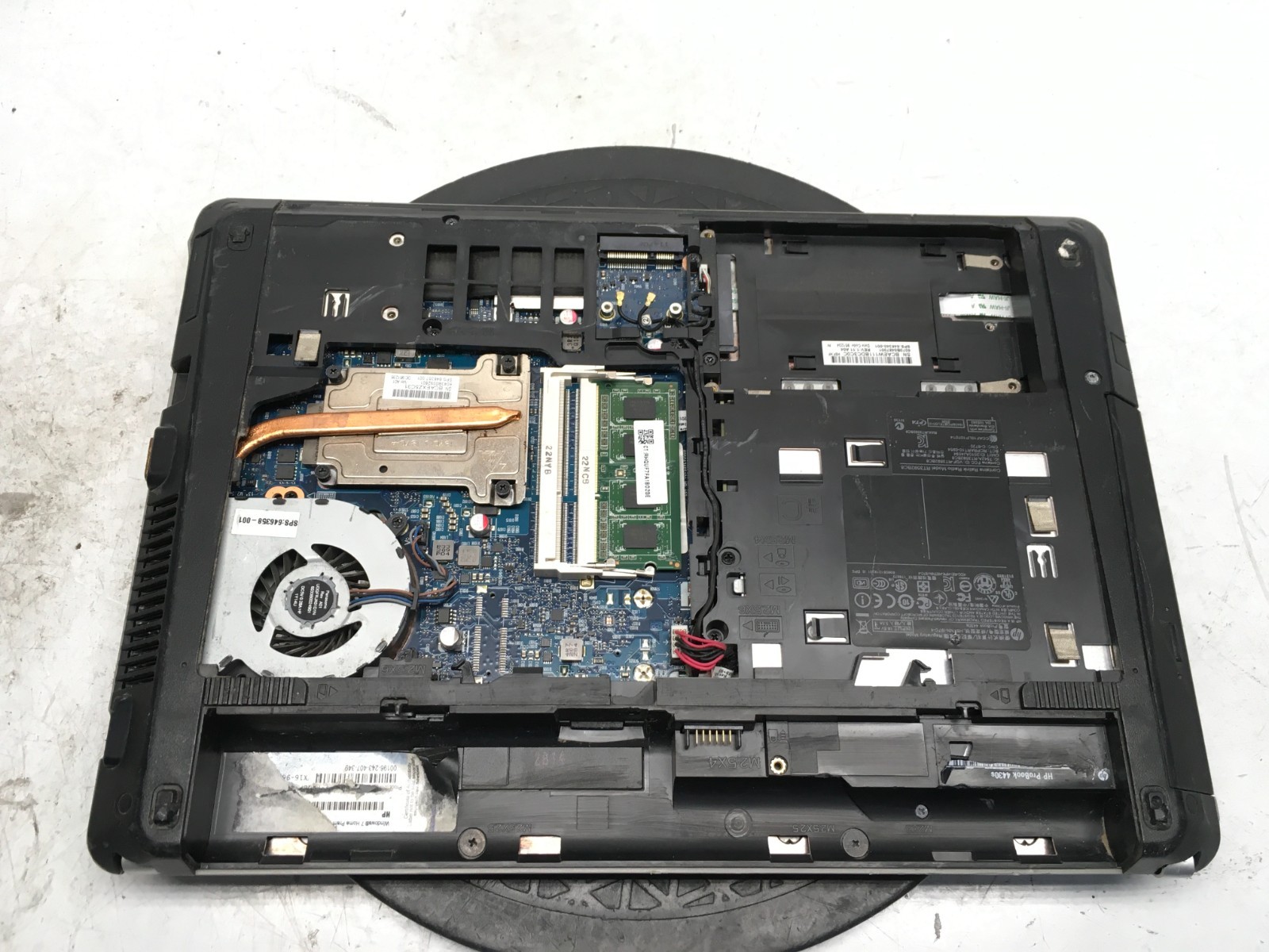 HP ProBook 4430S Intel i3-2350M 2.3GHz 4 GB NO HDD