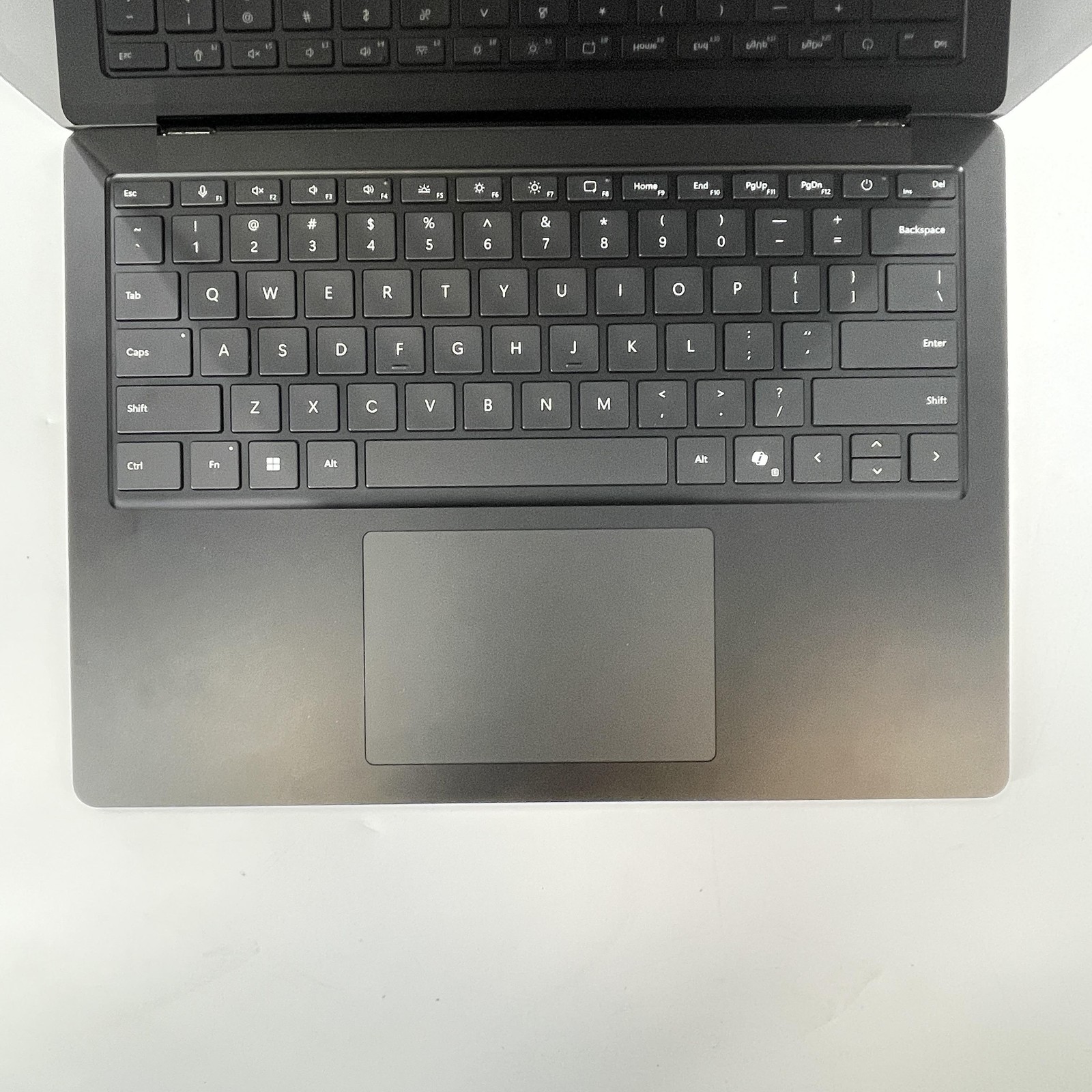 Microsoft Surface Laptop 5 13.5 2K TOUCH 2.7 GHz i7-1265U 16GB 512GB SSD – GOOD