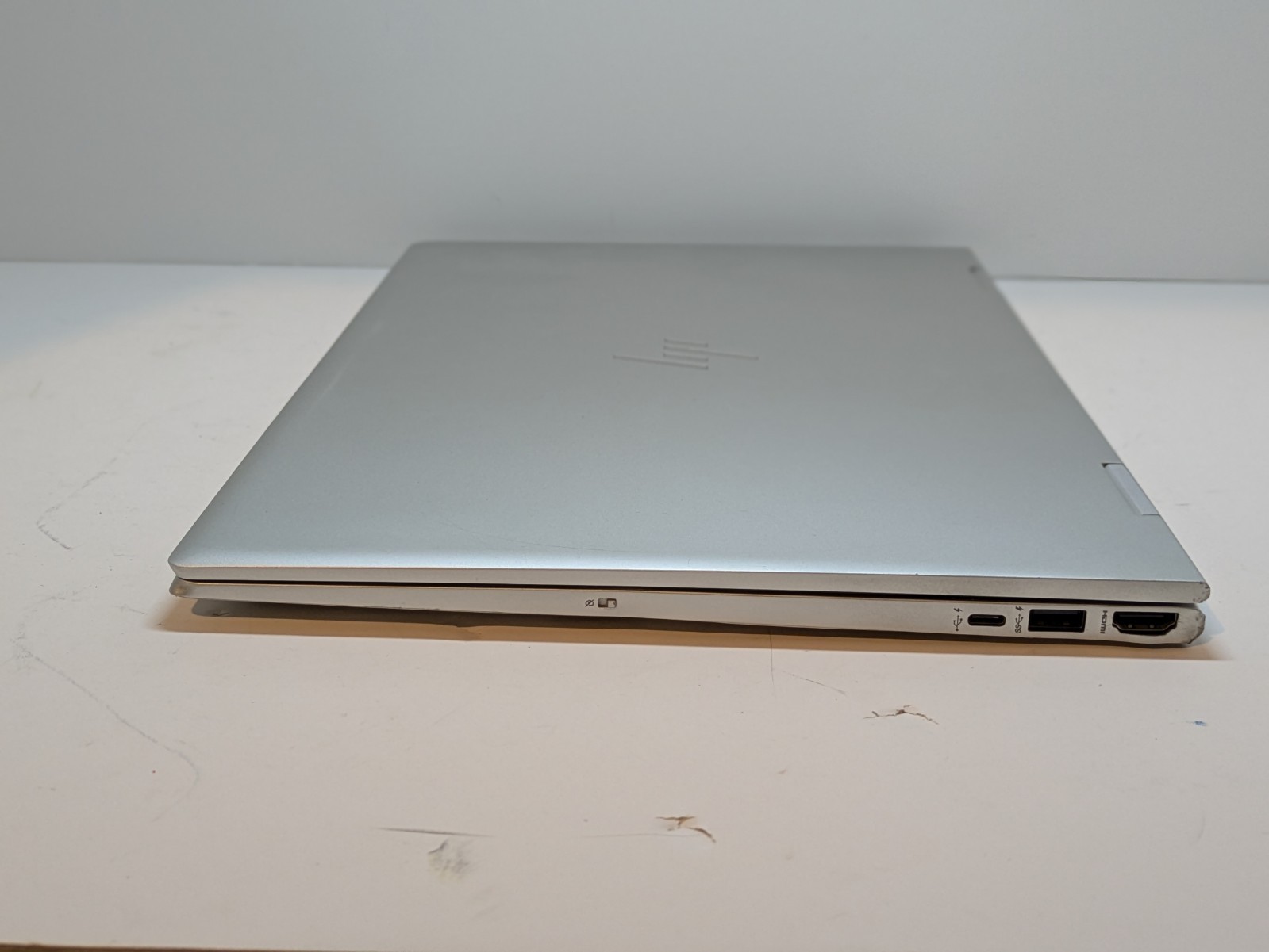 HP ENVY x360 15m-dr1012dx (512GB SSD, Intel Core i7-10510U, 12GB RAM) No Charger