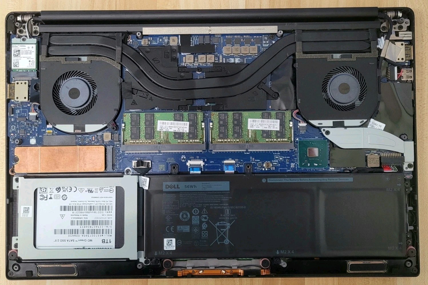 DeLL XPS 15 / Core i7 CPU / Nvidia GPU / 2TB SSD / 32GB Ram / Thunderbolt