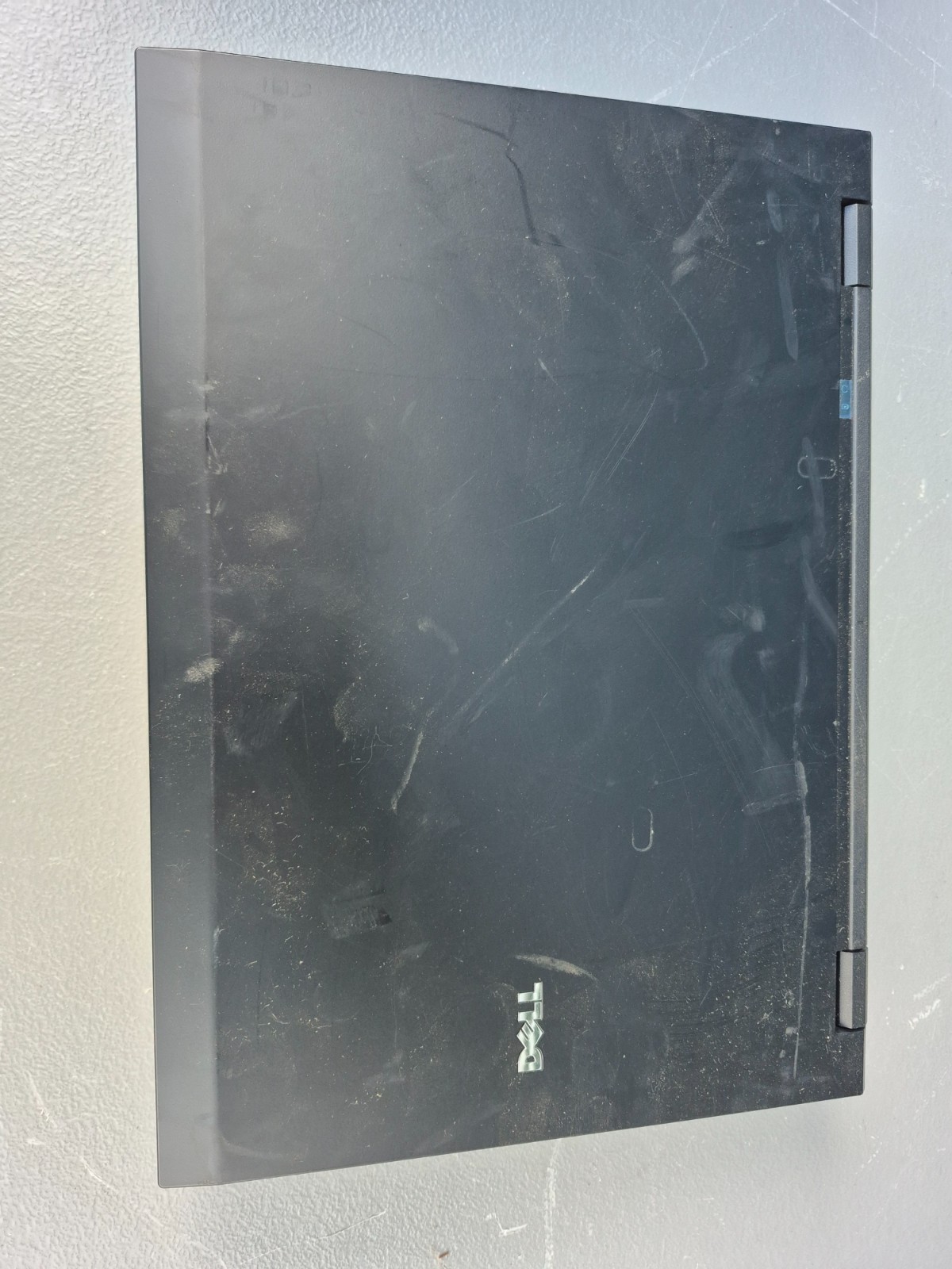 Dell Latitude E5400 14″ Laptop Intel Core 2 Duo T991C A00 2.00GHz 2GB RAM NO HDD