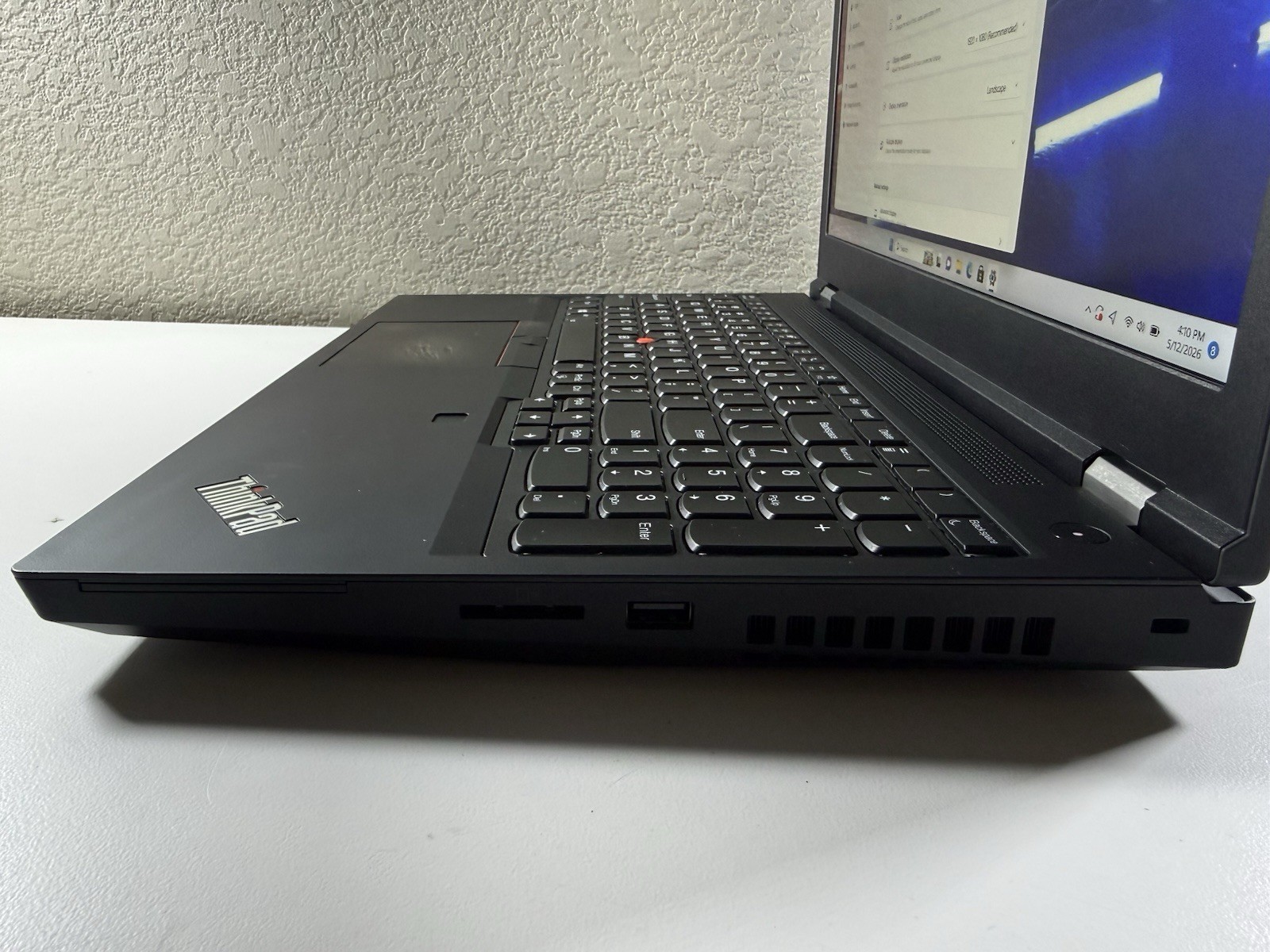 LENOVO THINKPAD P15 GEN 1 | CORE I7-10850H 512GB 16 GB RAM WIN 11 NVIDIA T1000