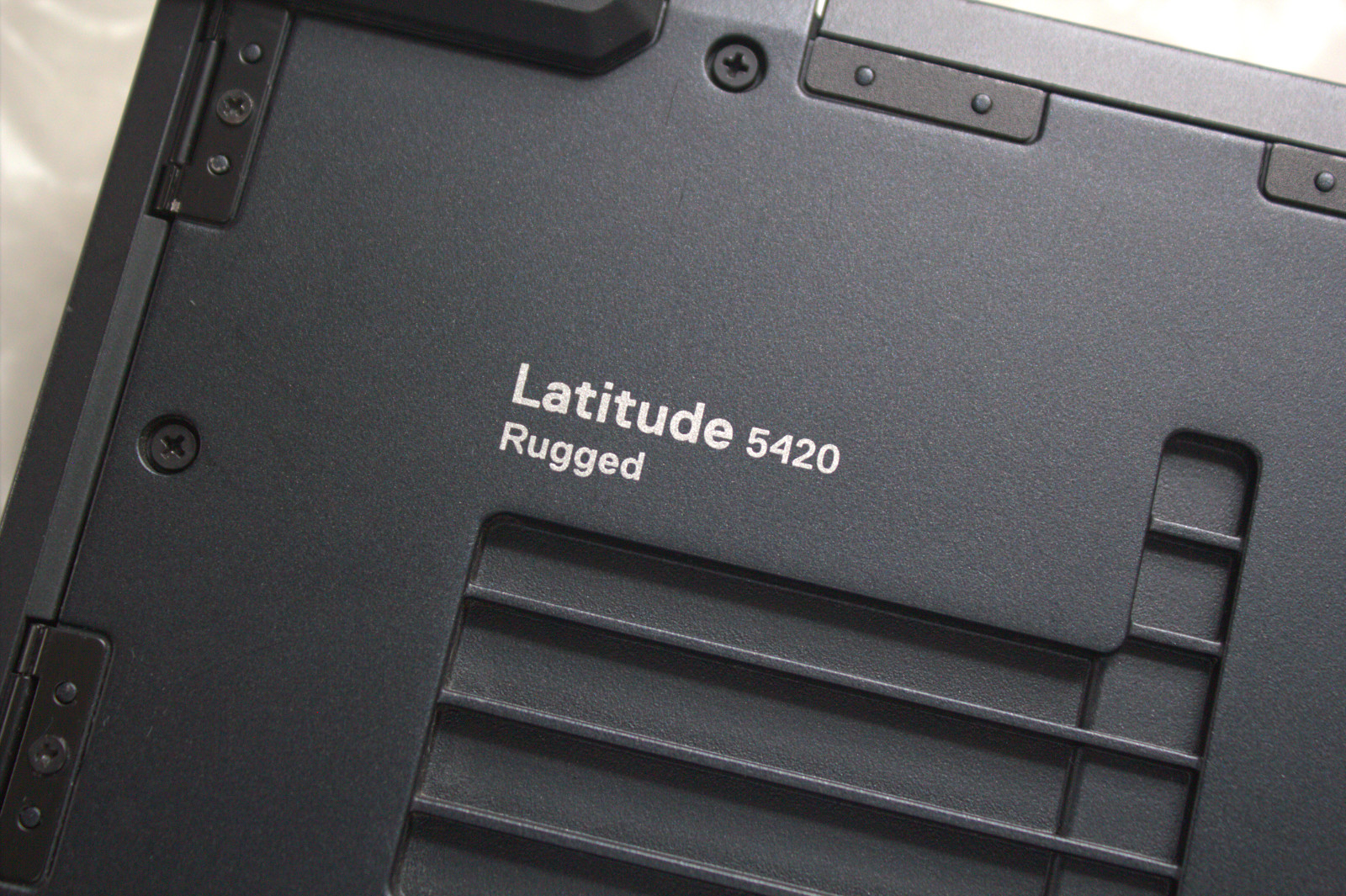 Dell Latitude 5420 Rugged i7-8650U AMD RX540 512GB 16GB Touch Good Condition