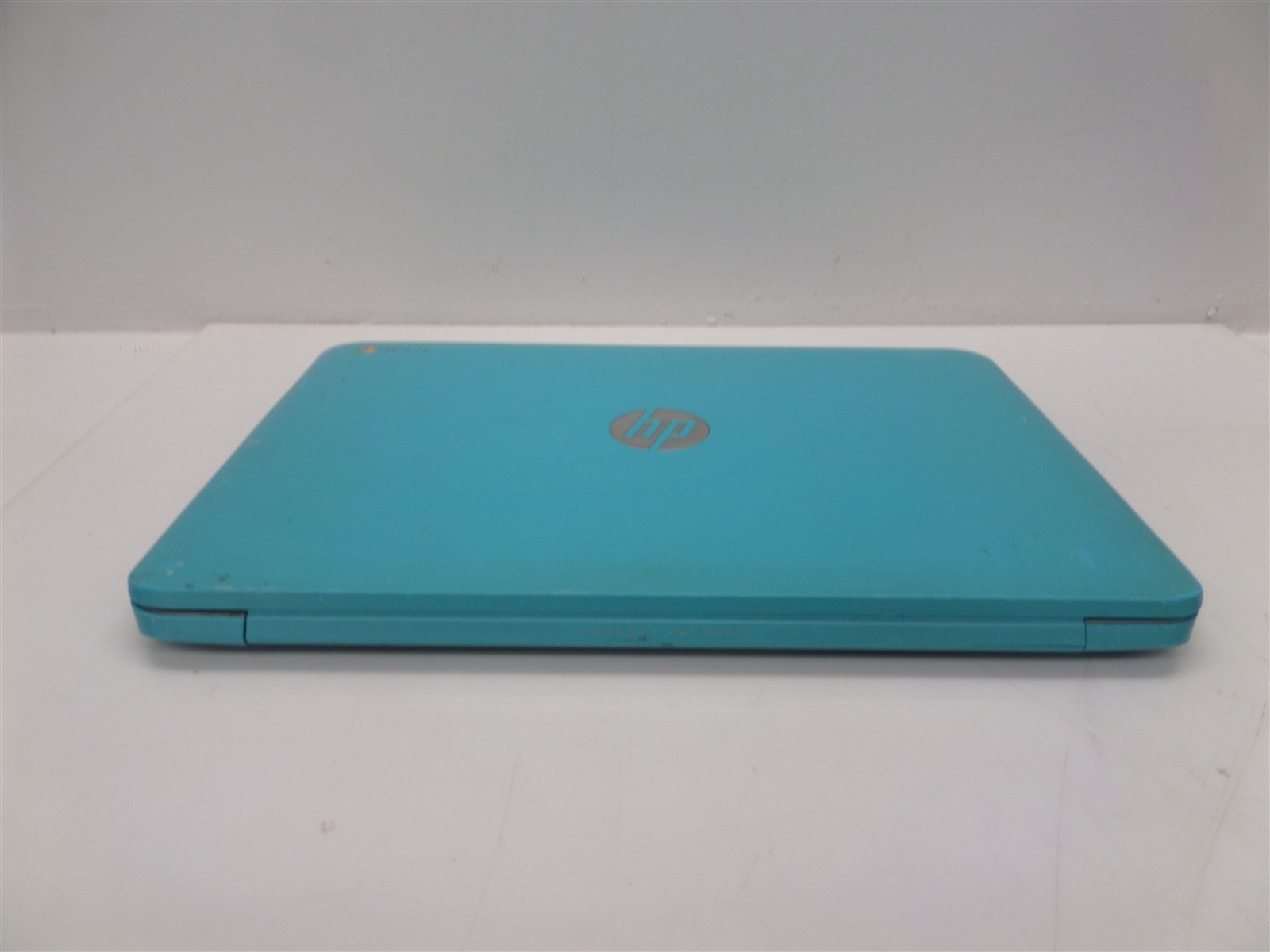 HP Chromebook 14 14″ w/ Celeron 2955U 1.4GHz CPU 4GB RAM 16GB eMMC