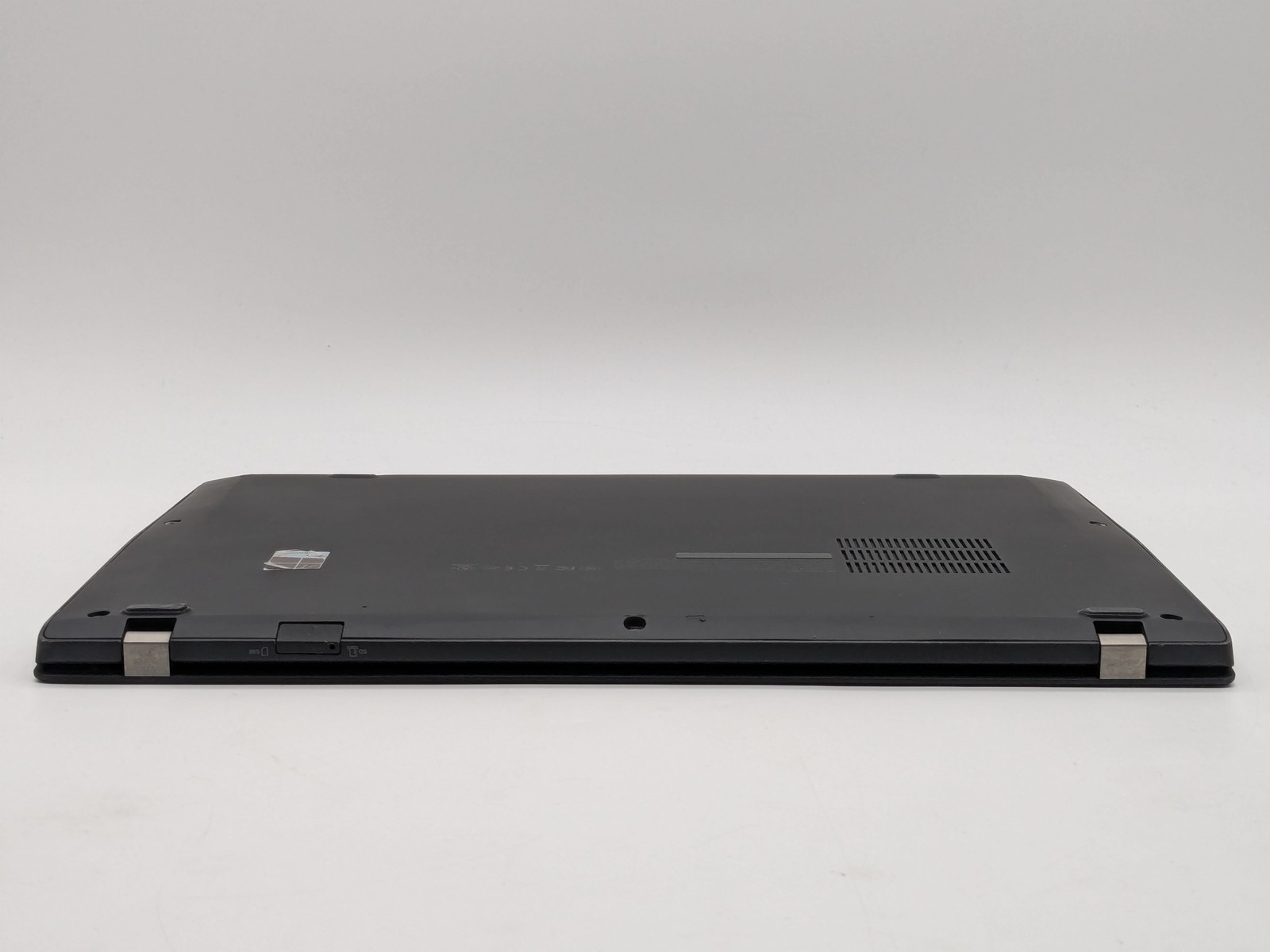 Lenovo ThinkPad X1 Carbon 5th Gen 14″ FHD I7-7600U 512GB SSD 16GB W10P FPR