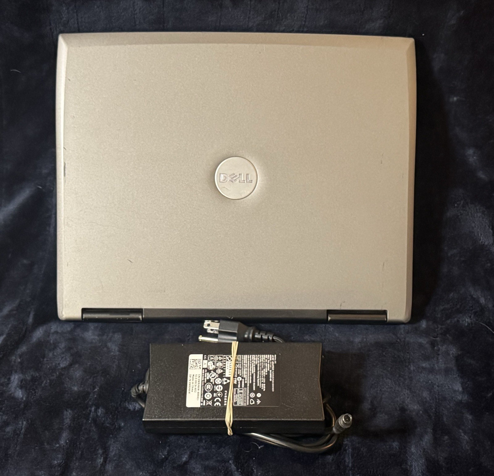 COMPLETE Dell Latitude D520 – 14″ LCD/1.66GHz/2GB RAM/60GB SSD/SERIAL D-SUB/XP