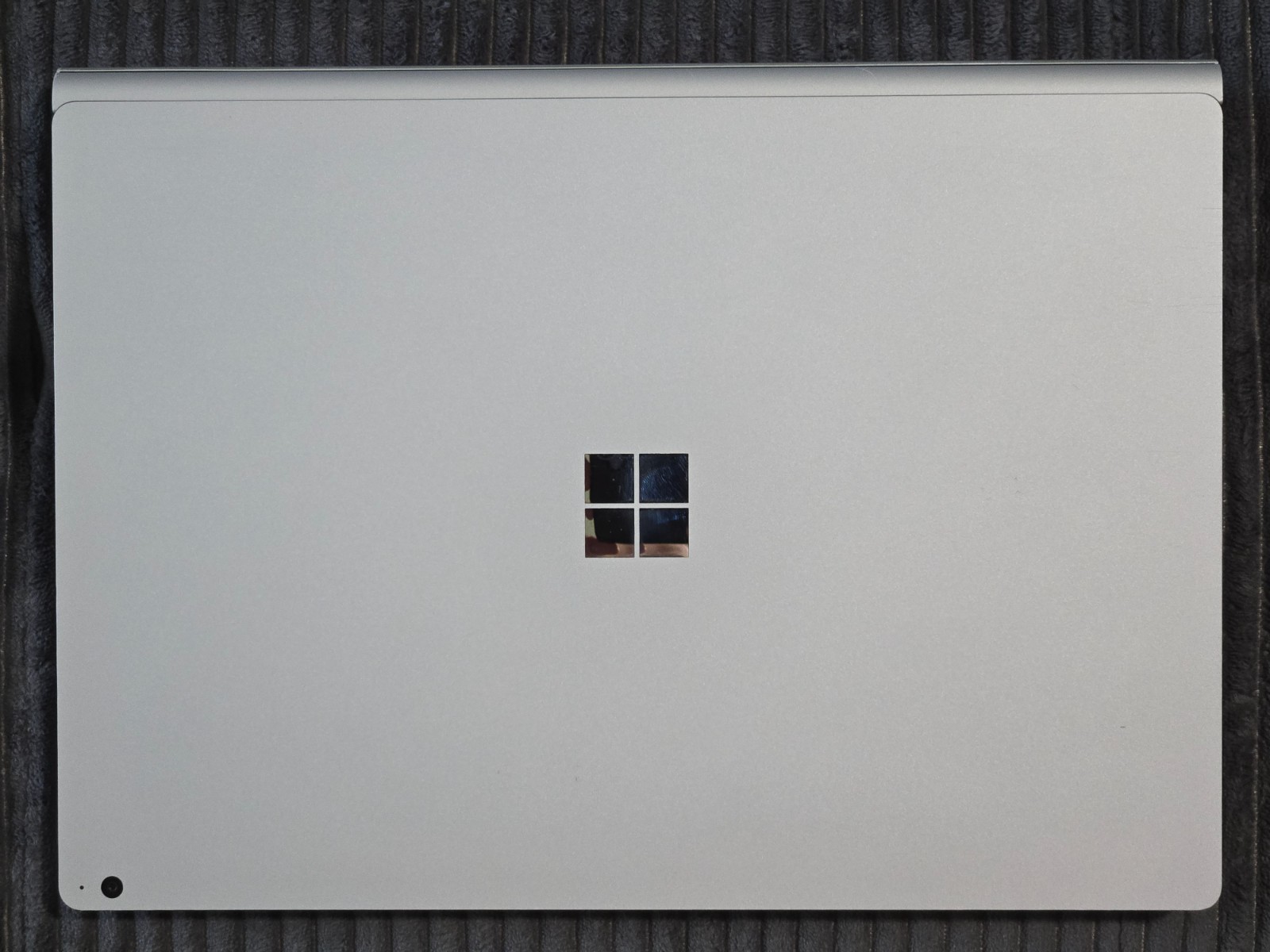 Microsoft Surface Book 3 15″ (256GB SSD, Intel i7-1065G7 GTX 1660 Ti 16GB RAM)
