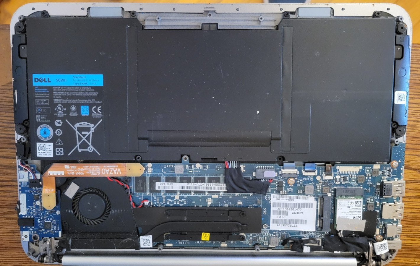 Dell XPS 12-9Q33 1″ Laptop Core i7-4500U 8GB RAM NO MSATA SSD Works but Bad LCD