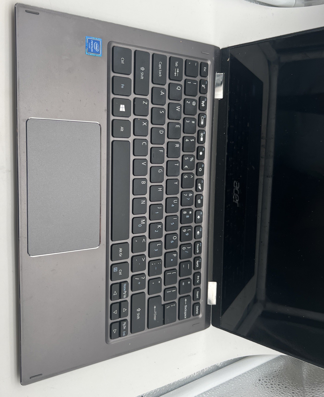 Acer SP111-32N-P6CV Spin 1 11.6″ FHD Pentium N4200 1.1GHz 4.0GB DDR3 NO SSD
