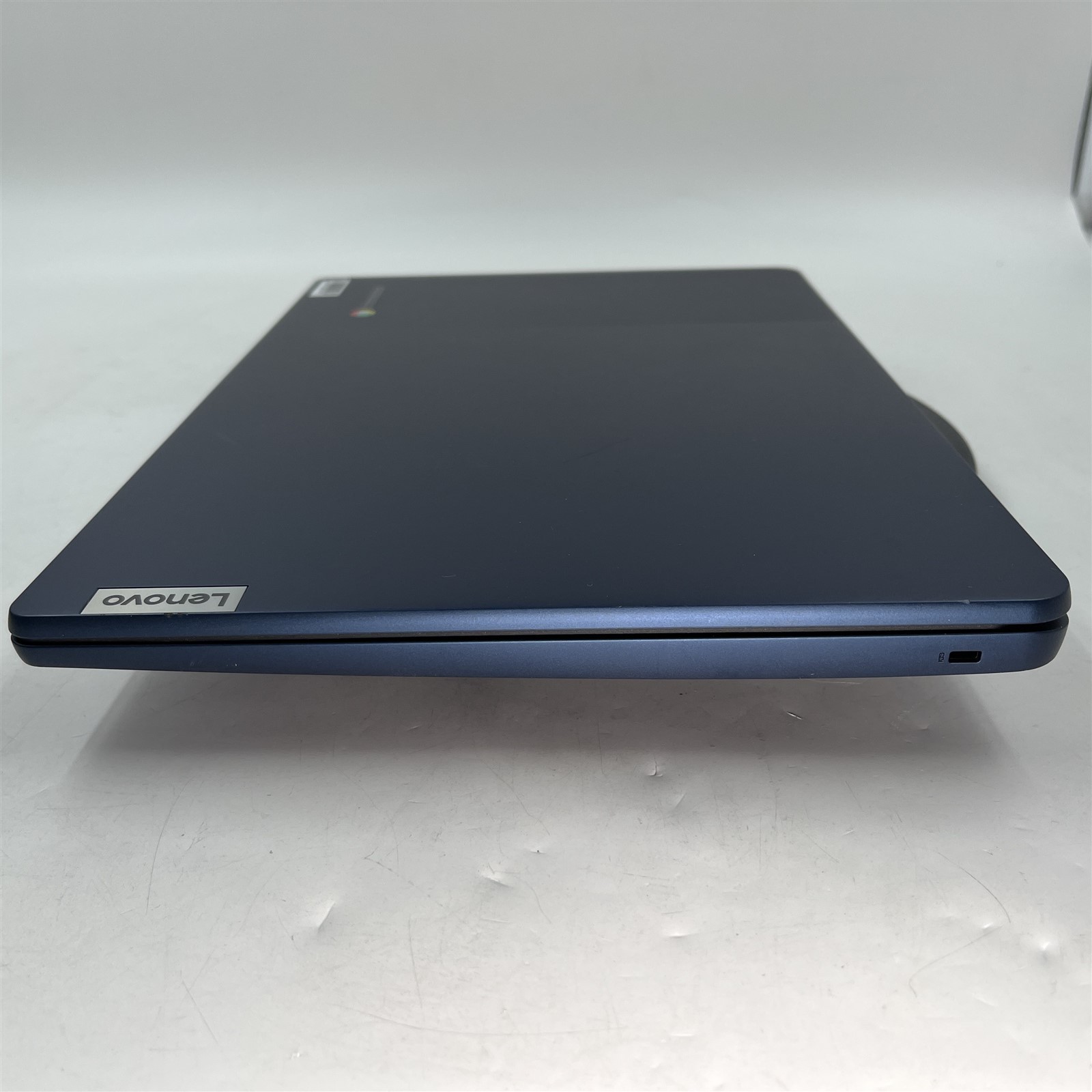 Lenovo IP Slim 3 ChromeBook Kompanio 520/4GB RAM/64GB eMMC SSD