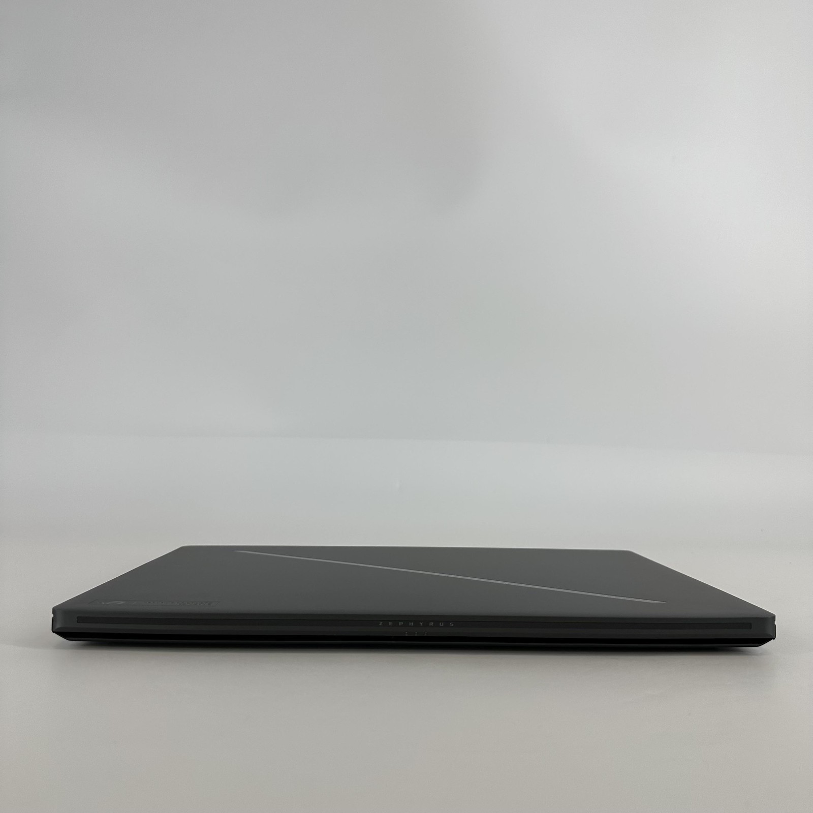 Asus ROG Zephyrus G16 GU605 16 QHD+ 2.9GHz Ultra 9 285H 32GB 1TB RTX 5070 Ti