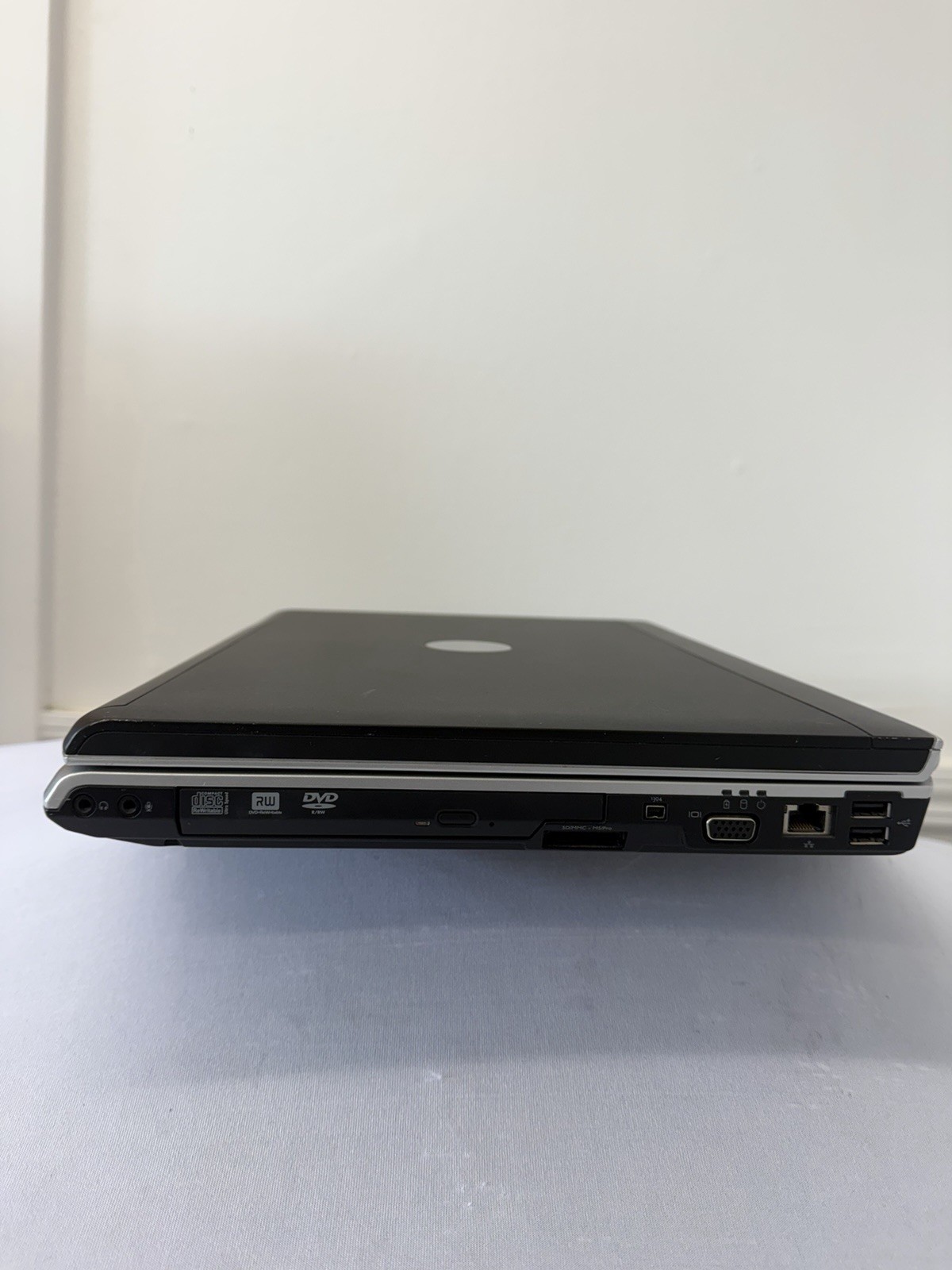 Dell Inspiron 1720 Laptop – Good Screen – Intel Duo 06FD – Read Des