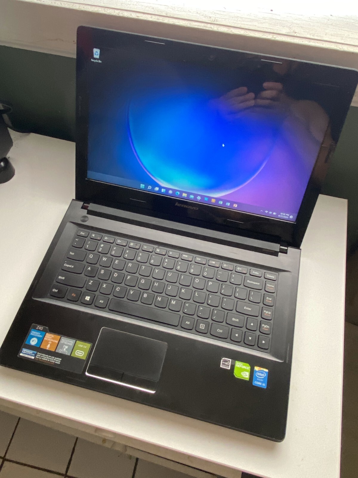 Lenovo Z40 Laptop 14” Display Intel Core i5 4th Gen 8GB Windows 11 Enterprise