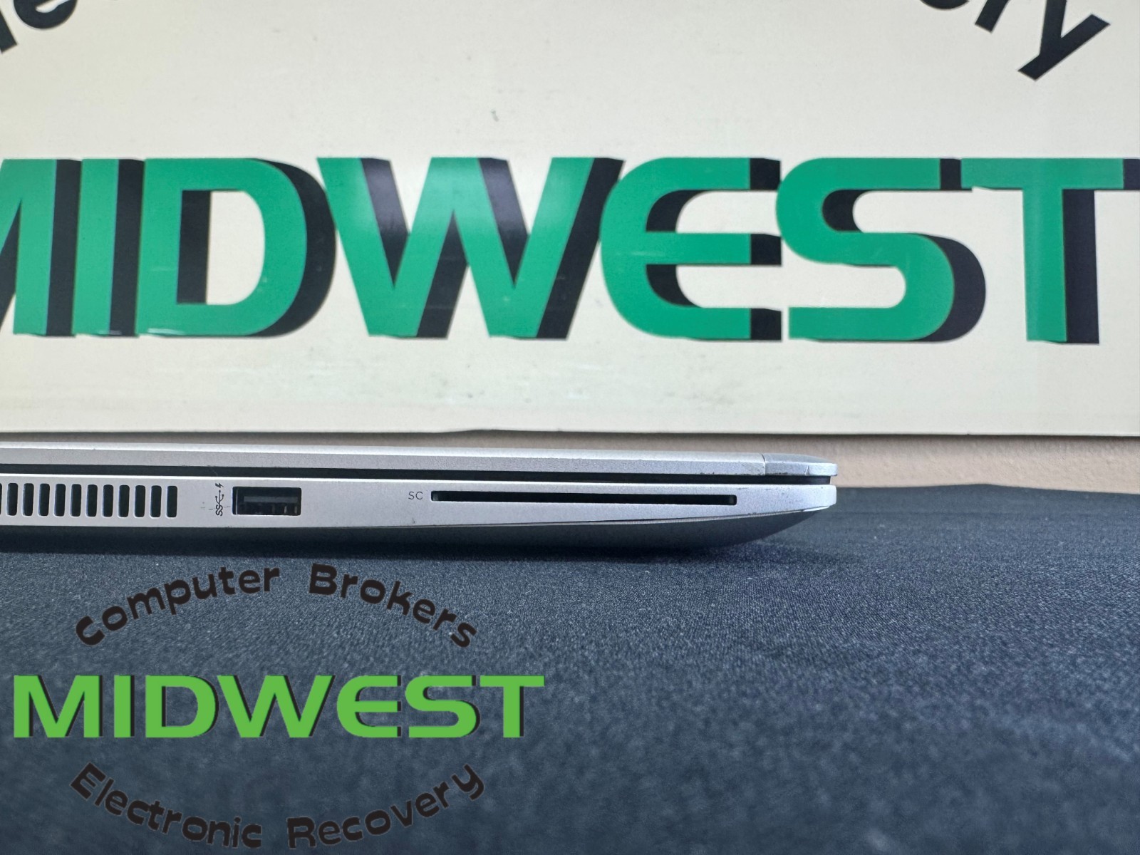 HP EliteBook 840 G6 i5-8365U 1.6GHz 8GB RAM (NO OS/HDD/SSD)