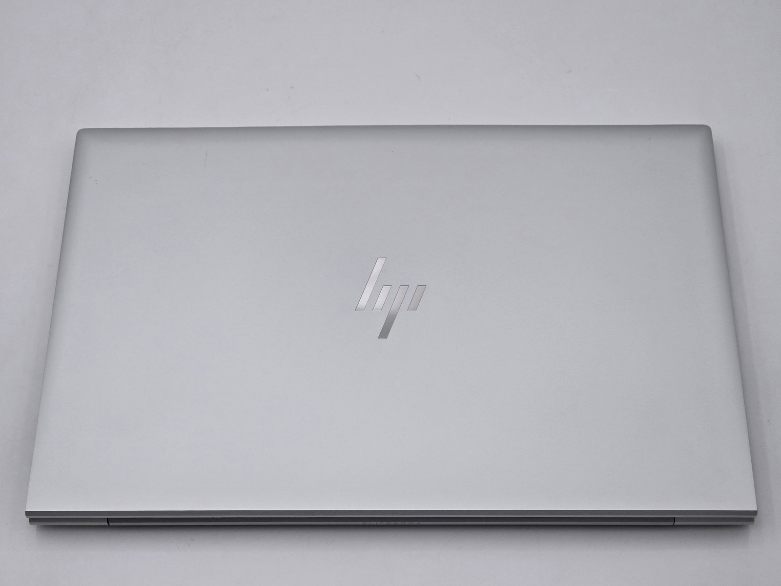HP EliteBook 855 G8 15″ FHD Touch RYZEN 7 PRO 5850U 512GB 16GB W11P Cam Backlit