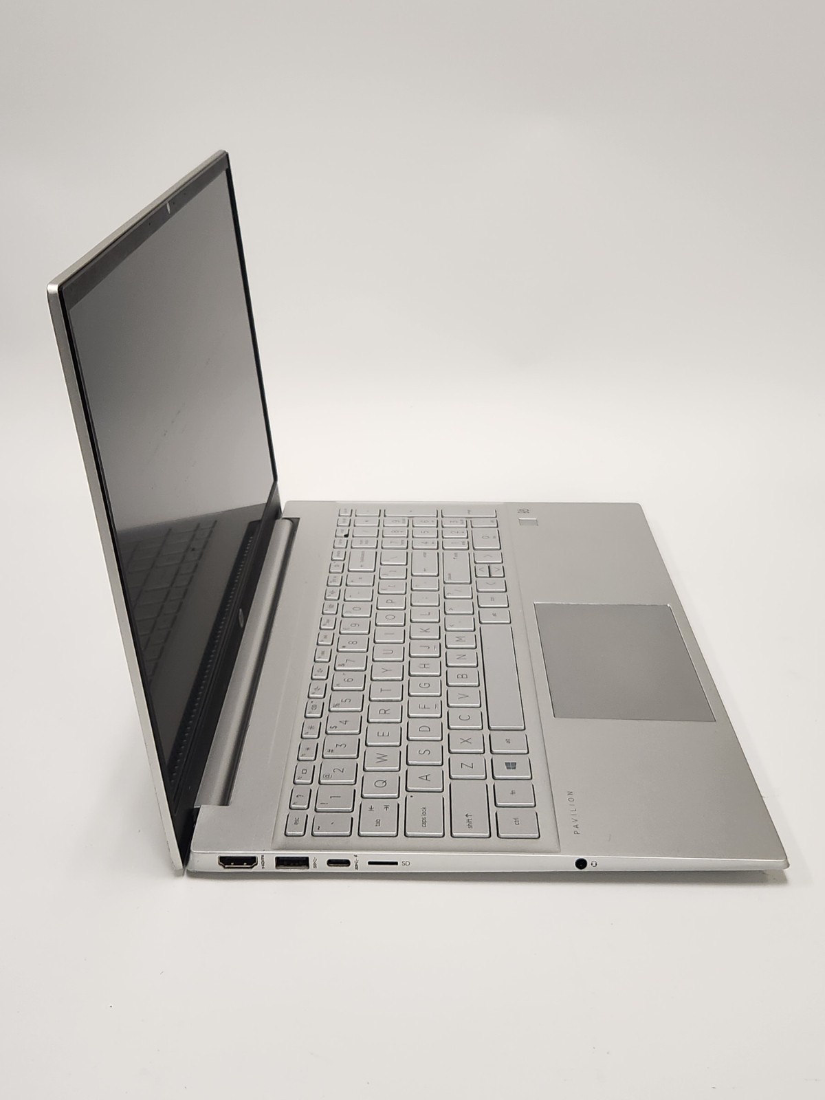 HP Pavilion 15T-EG000 15.6″ Intel i7-1165G7 2.8GHZ 8GB Ram 256GB SSD Win11Pro