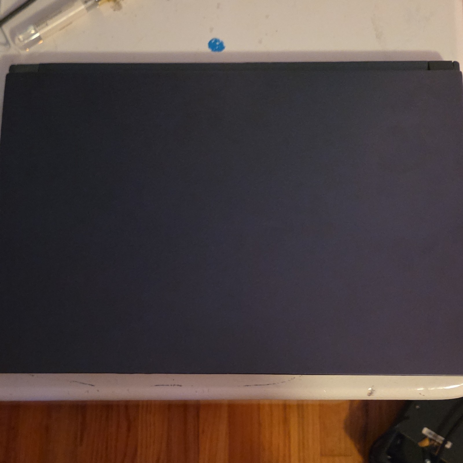 MSI Creator 15 A10SFS i7-10875H RTX 2070 Max-Q 16GB 1TB SSD + Charger