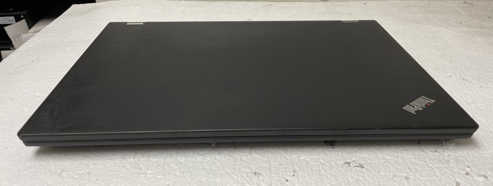 Lenovo Thinkpad P72 Core i7-8th 8GB RAM NO HDD NO Power For Parts *READ
