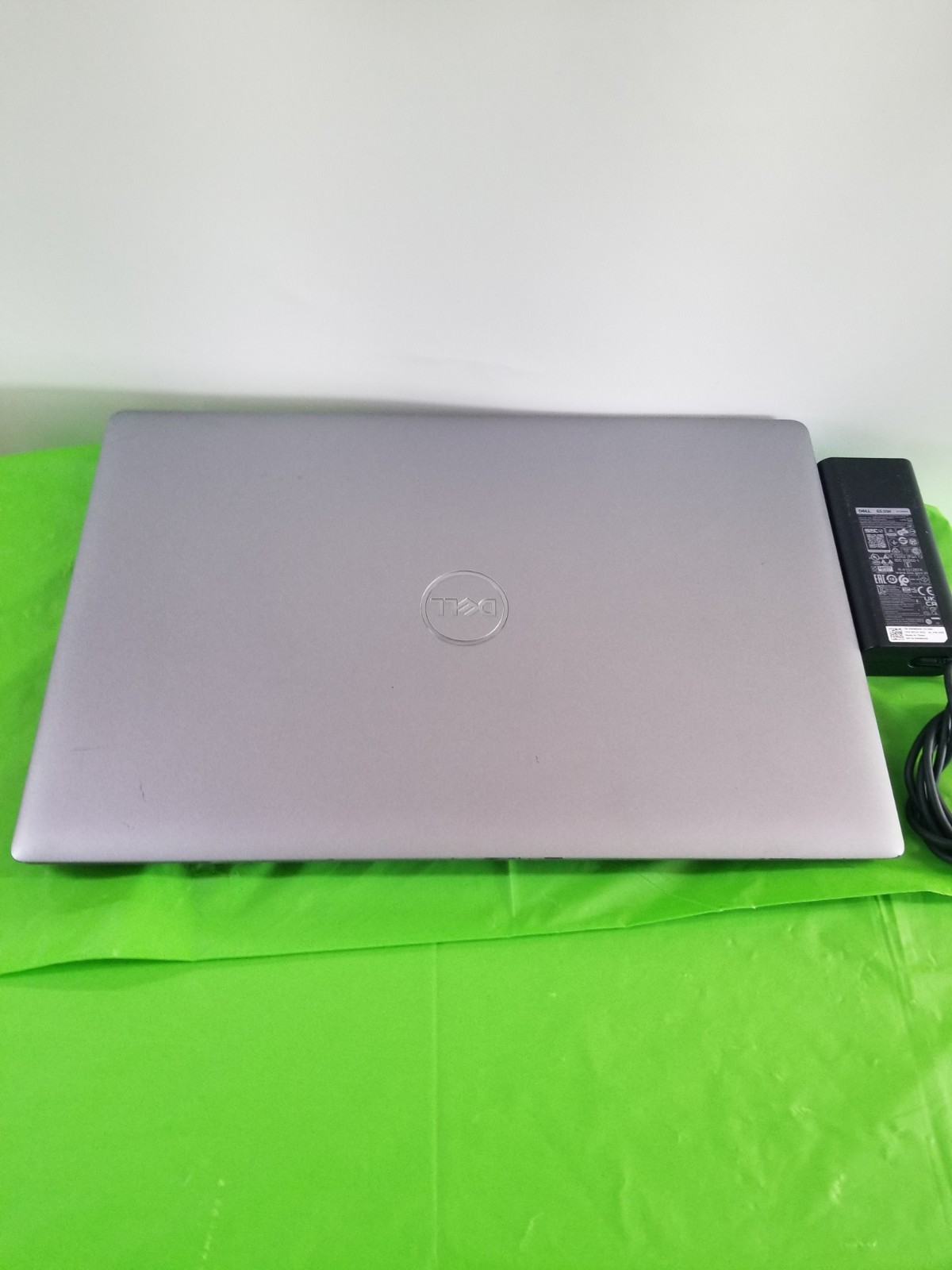 Dell Latitude 5520 15.6″ i5-1135G7 2.4GHz 16GB RAM 256GB SSD WIN 11 PRO