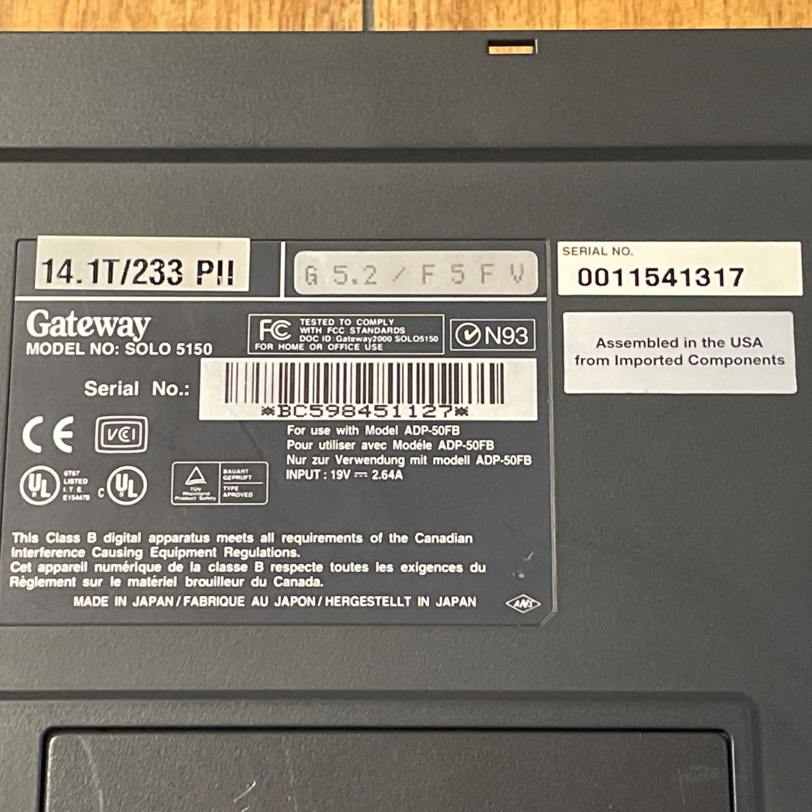 Gateway Solo 5150 Windows 98 Laptop