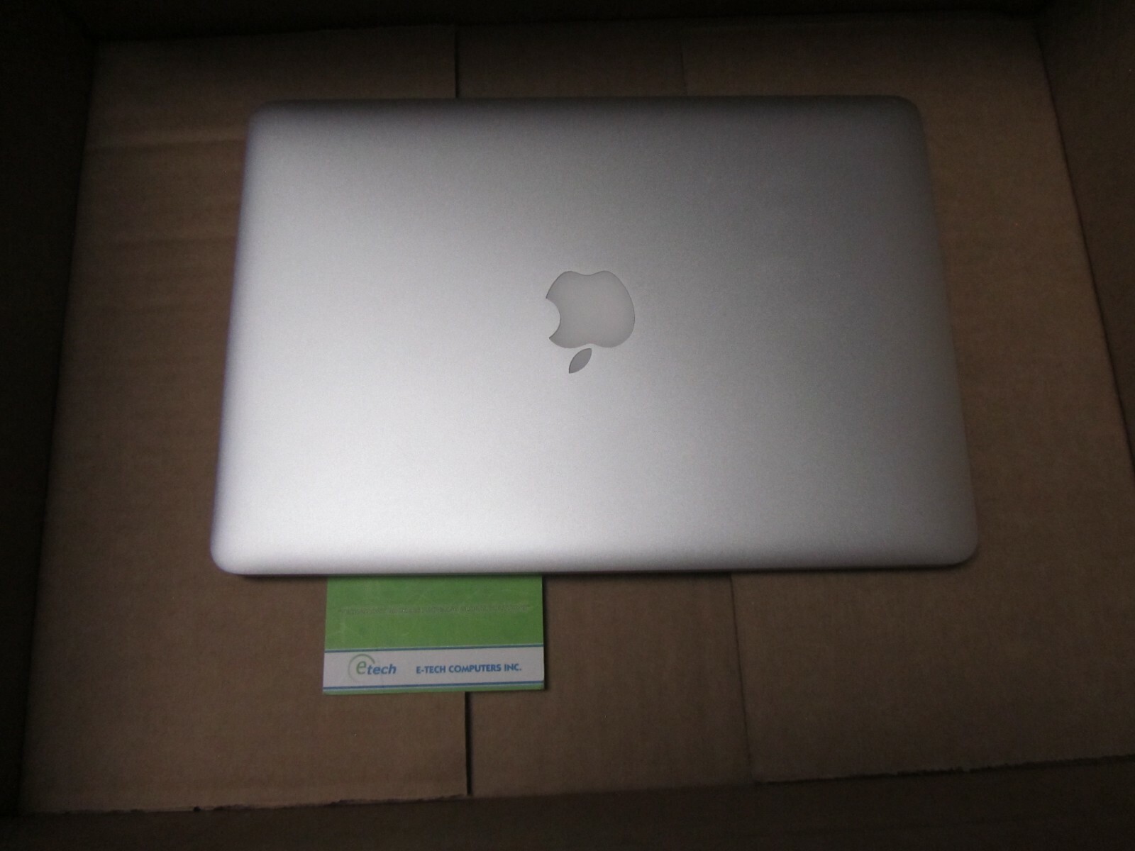 Apple MacBook Pro 13.3” Model A1502 i5-5257U 2.7GHz 8GB 256GB SSD macOS Catalina