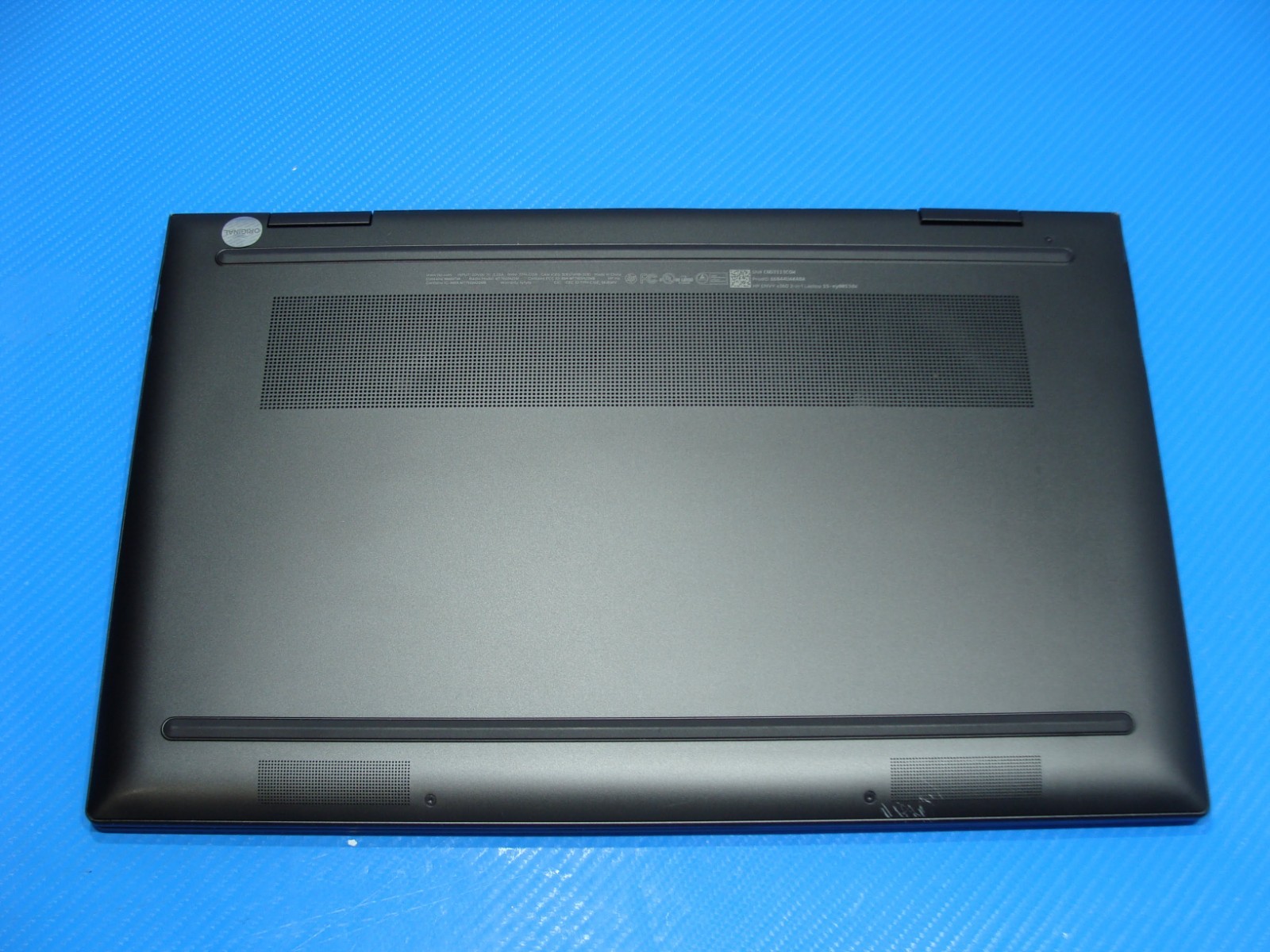 HP ENVY x360 15-ey0013dx 2-in-1 15.6″ TOUCH Ryzen 5 5625U 2.3GHz 8GB 256GB W11H