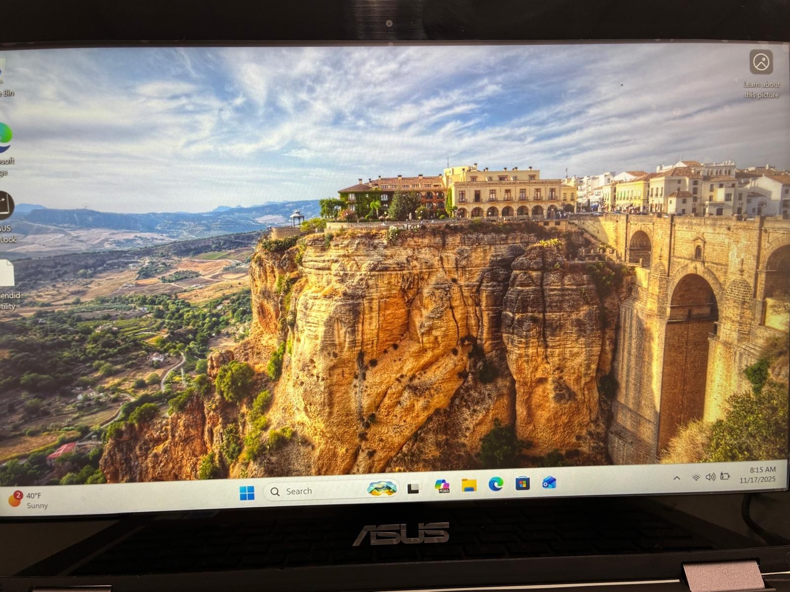 ASUS UX360CA Flip NOTEBOOK INTEL CORE M3 8GB RAM 512GB SSD Windows 11 Pro