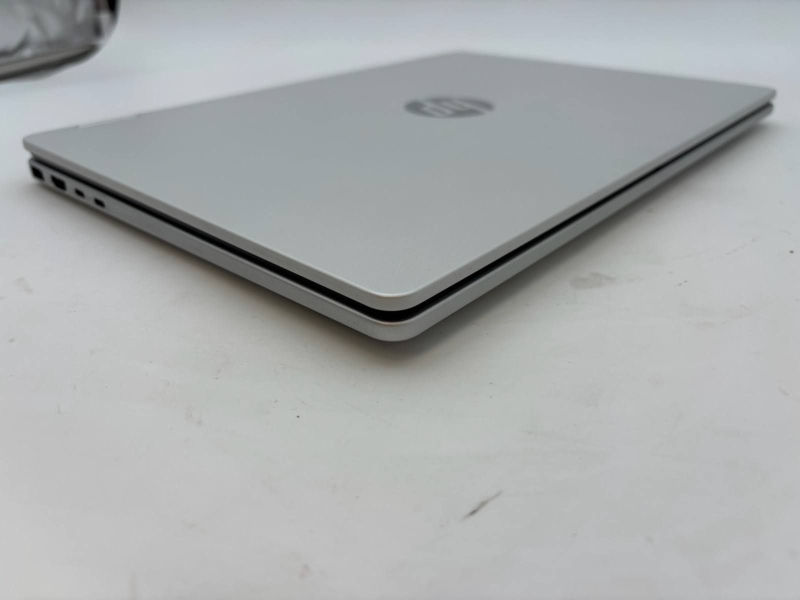 HP OmniBook 5 Flip Laptop 14-fp0013dx 14″ 512 GB SSD 8 GB RAM Core 5 120U