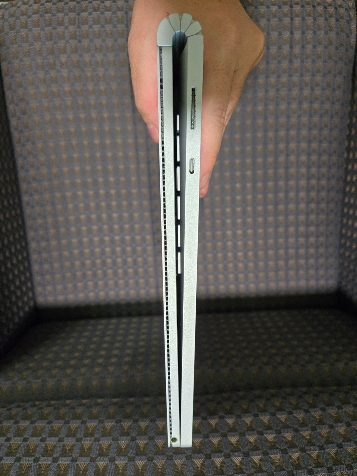 Microsoft Surface Book 3 15″ (256GB SSD, Intel i7-1065G7 GTX 1660 Ti 16GB RAM)
