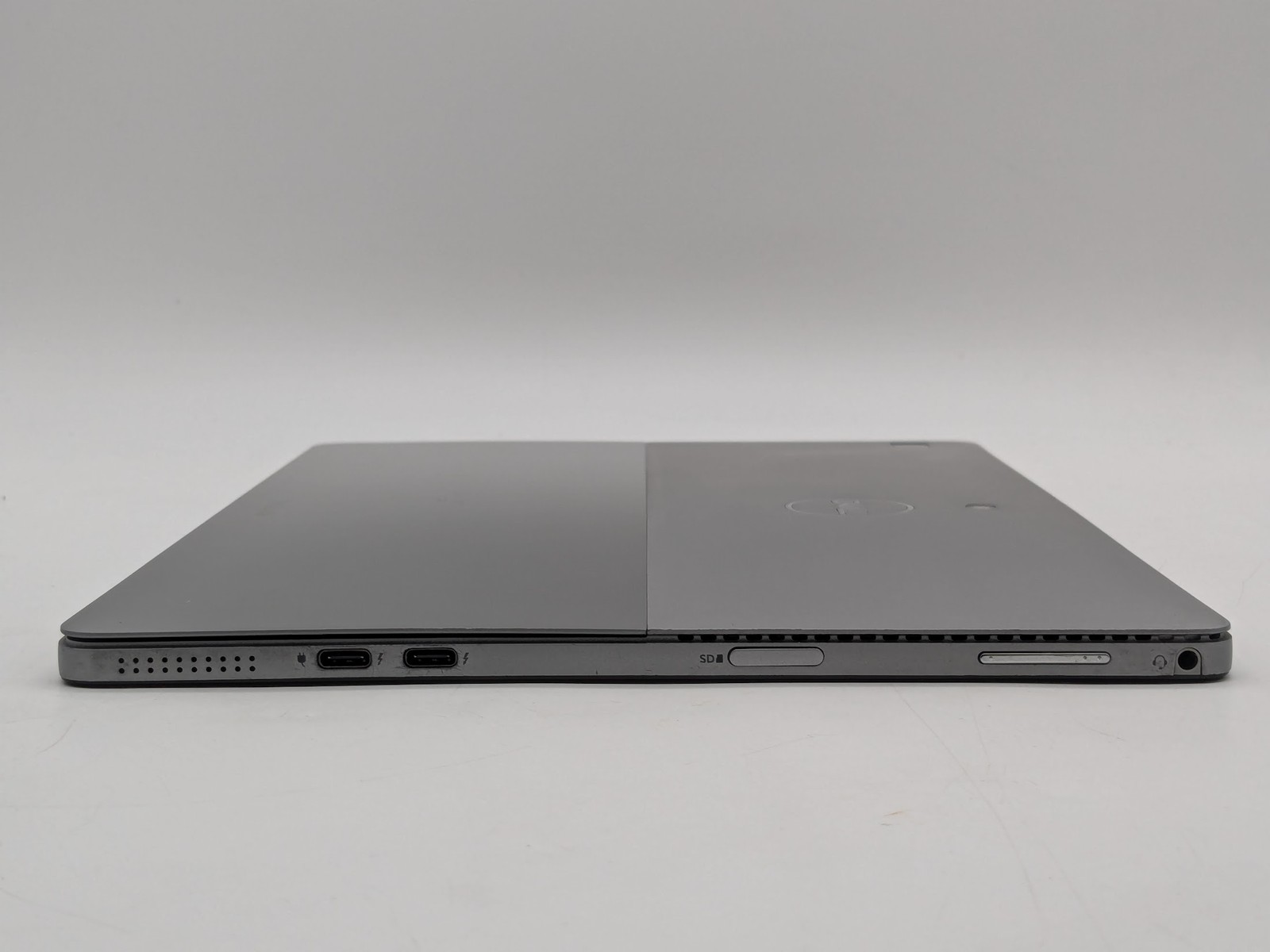 Dell Latitude 7200 2-in-1 12″ FHD+ Touch I7-8665U 256GB SSD 16GB W11P Webcam FP