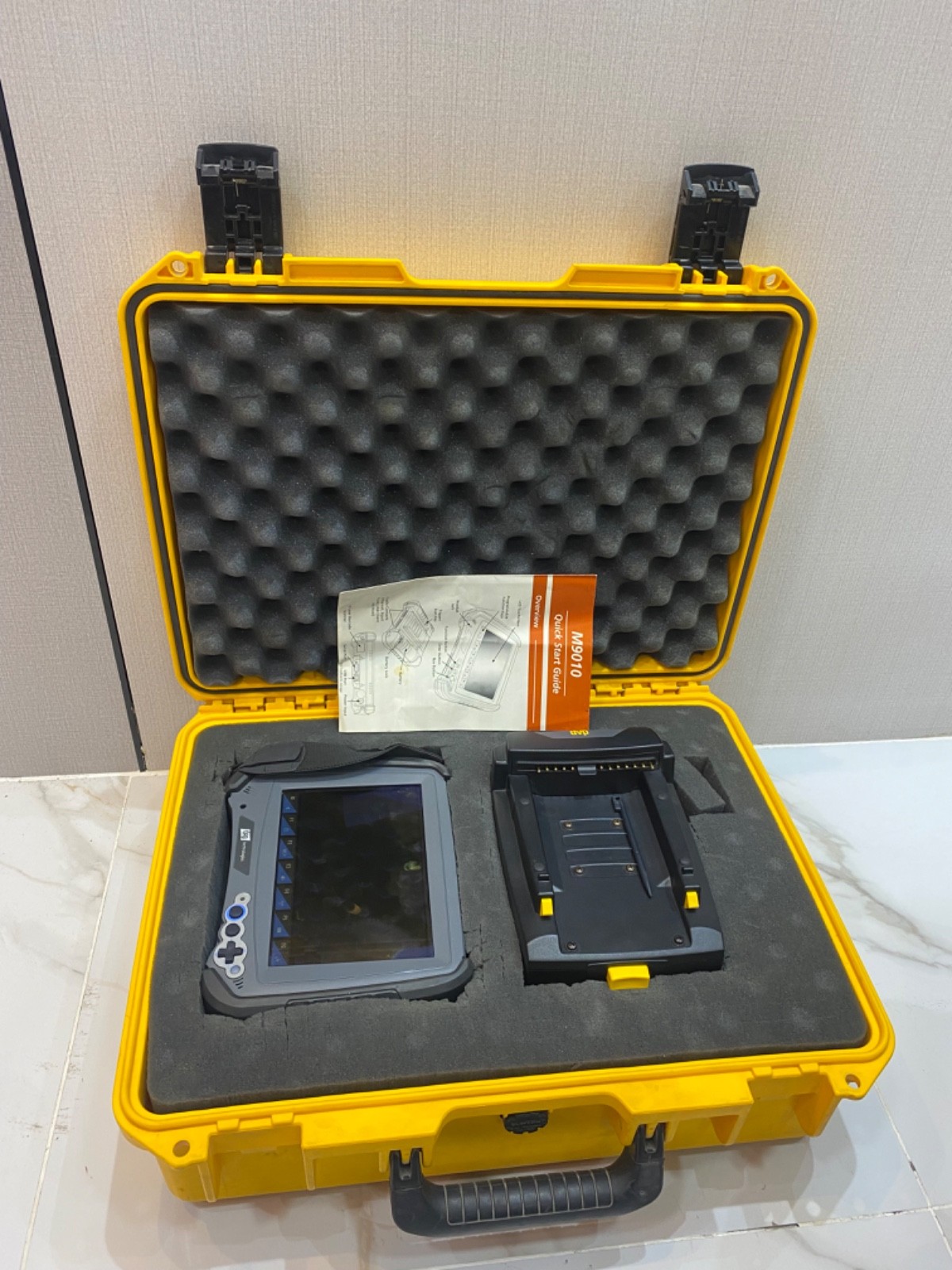 DAP Technologies M9000 ,9000WBWV1 Rugged Tablet with CBCE840V-9 Docking station