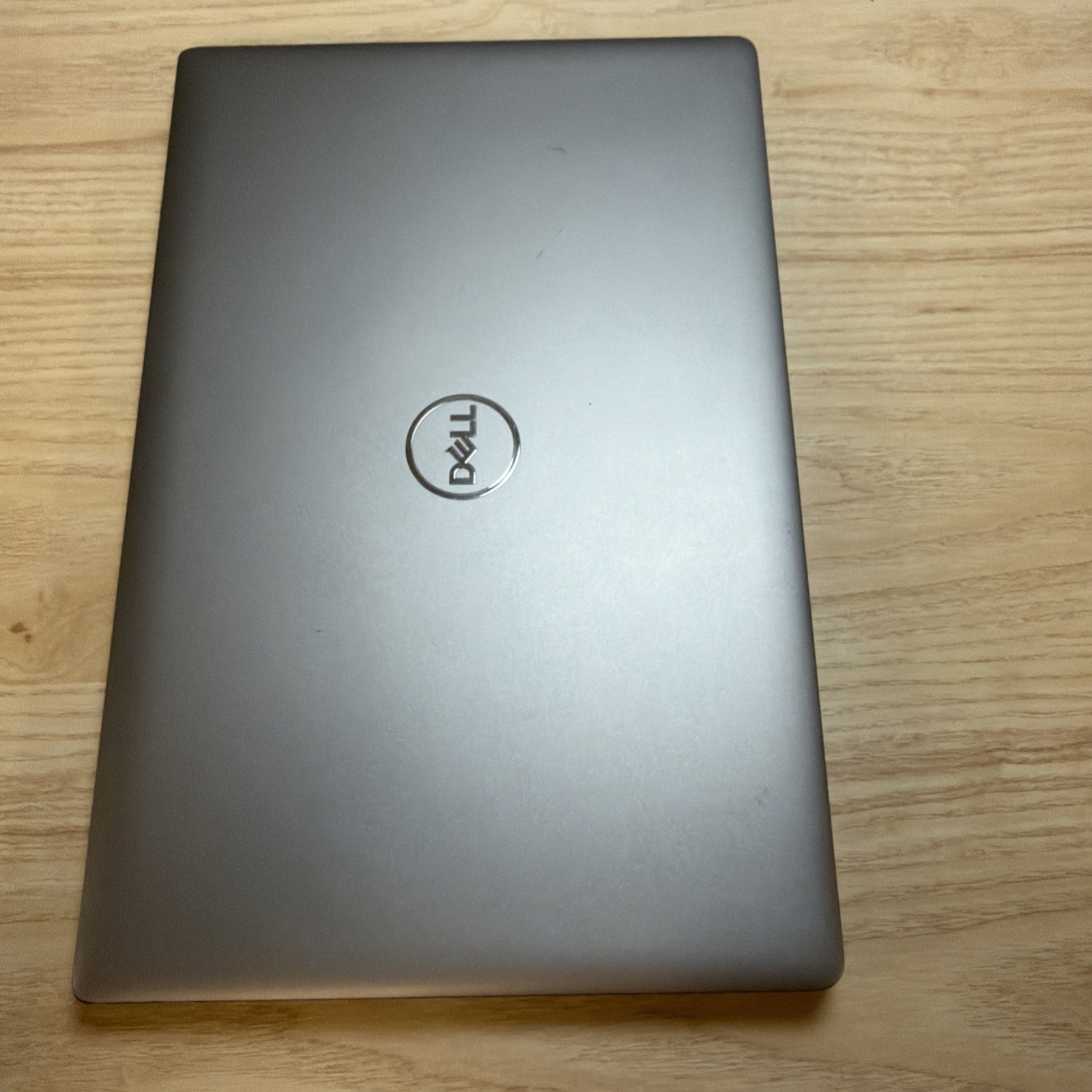 Dell Latitude 5520 i5-1145G7 16GB 512GB SSD 15″ FHD Win11 – Some Scratches