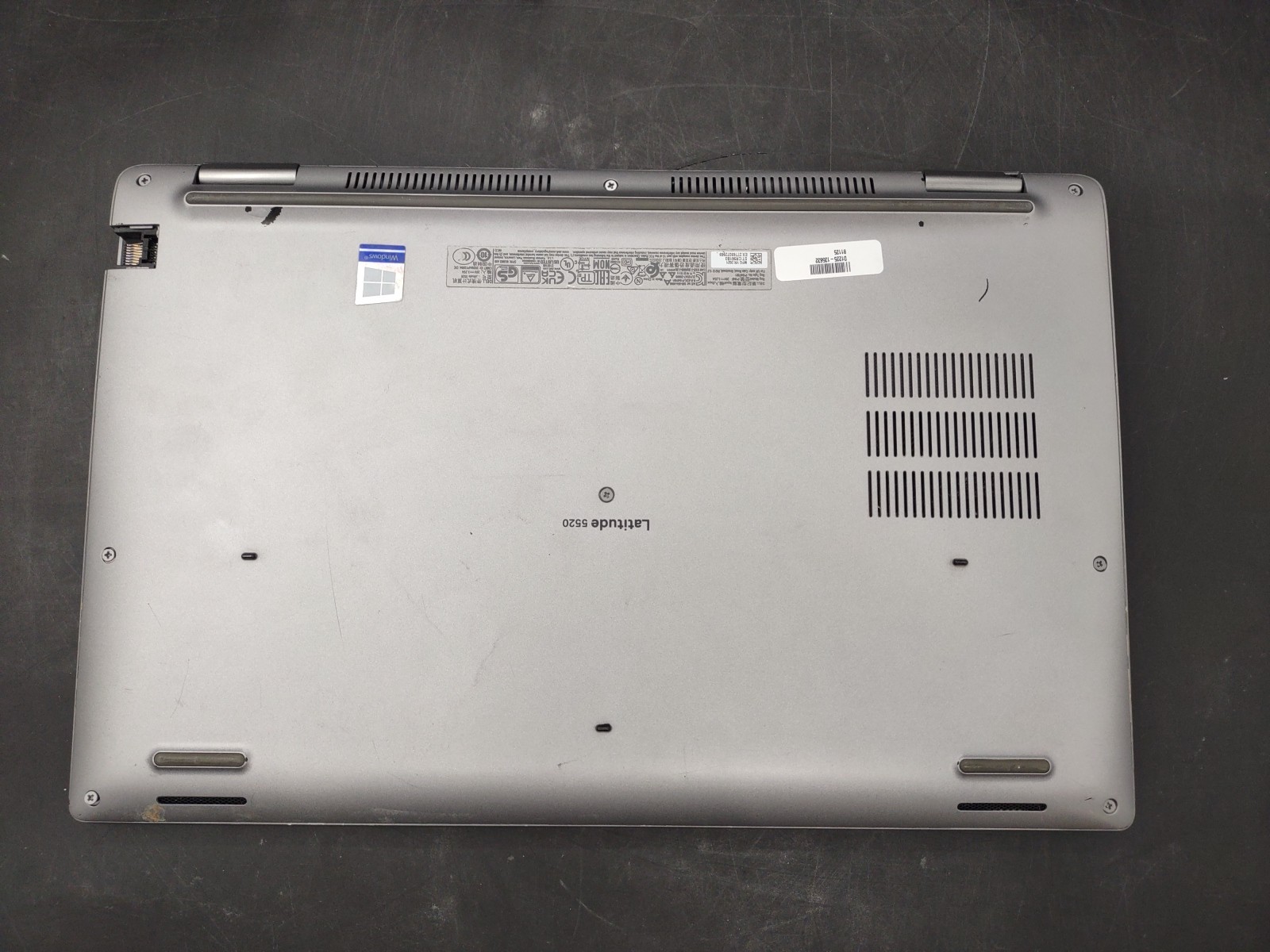 Dell Latitude 5520 i5 1135G7 @ 2.40GHz 8GB RAM 256GB NVME NO OS