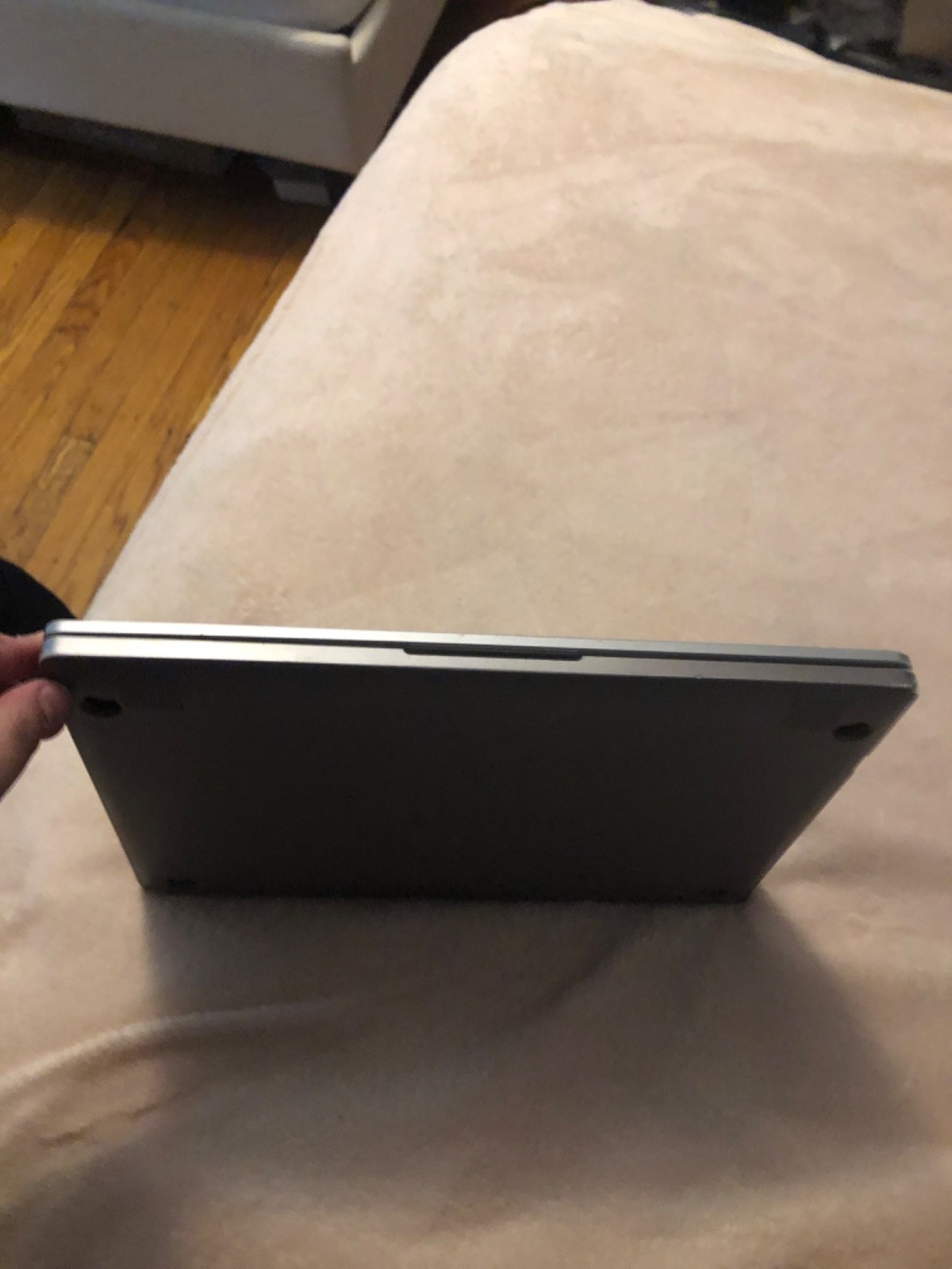 Samsung Chromebook 4 11″6 inches not working and keys are missing.
