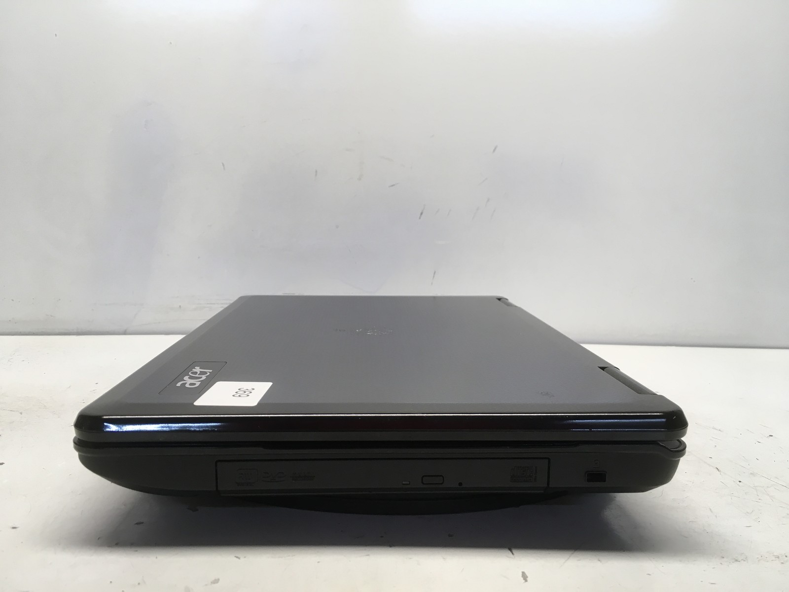 Acer Aspire 5517-1208 AMD Athlon X2 L310 1200MHz 4 GB NO HDD No Batt